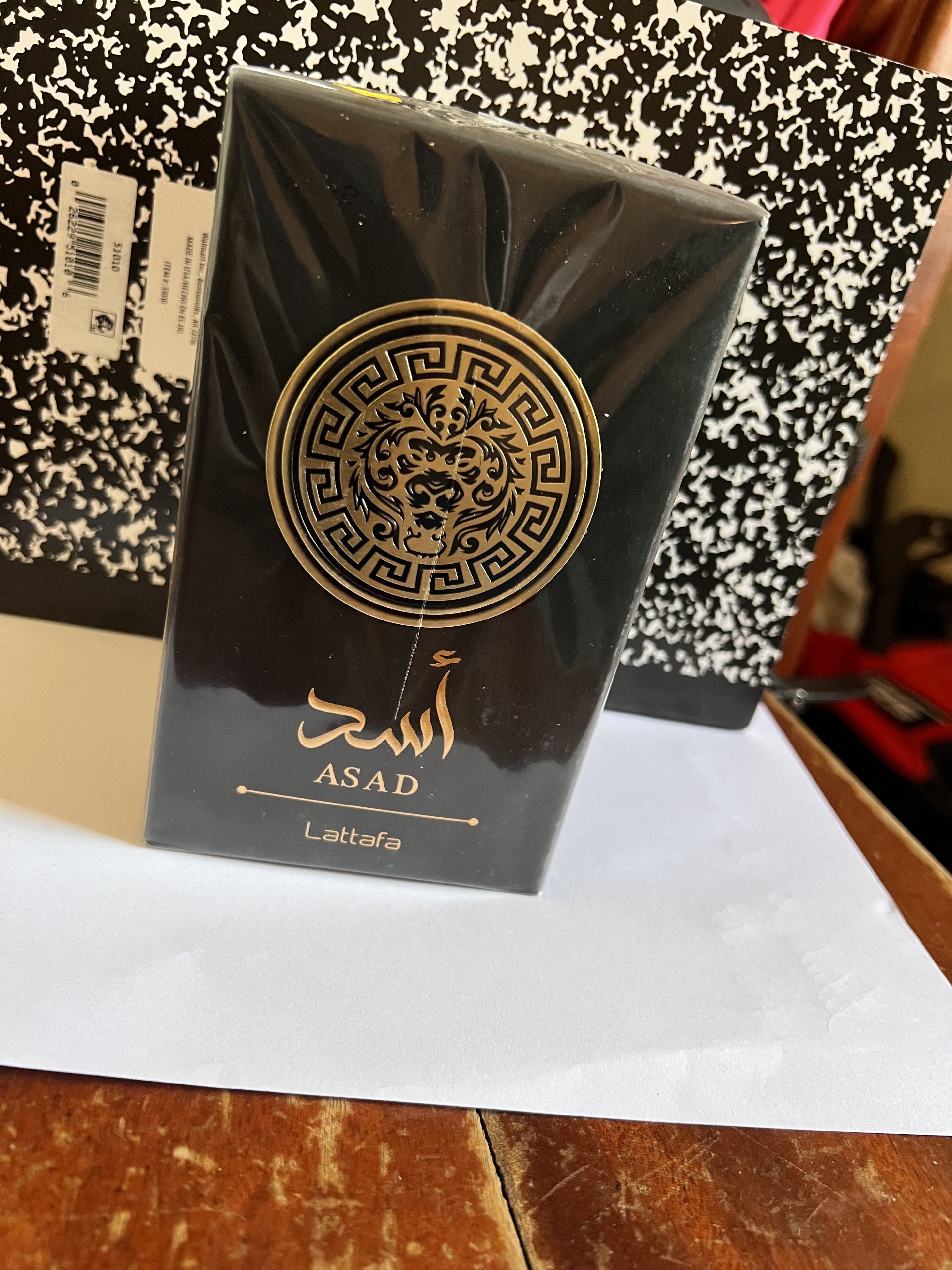 salud y belleza - Asad de Lattafa Perfumes es una fragancia de la familia olfativa Ámbar . 1