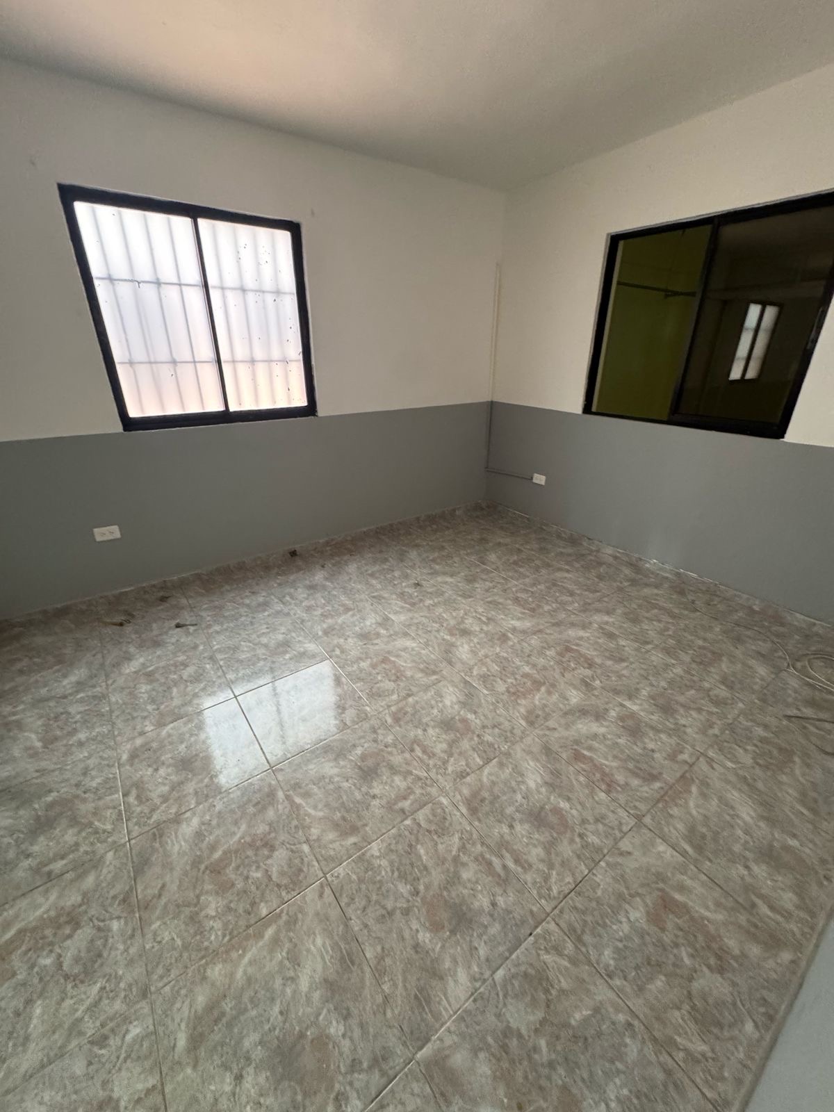 casas - venta de casa de dos niveles en Alma Rosa 2 por el parque Italia Santo Domingo  1