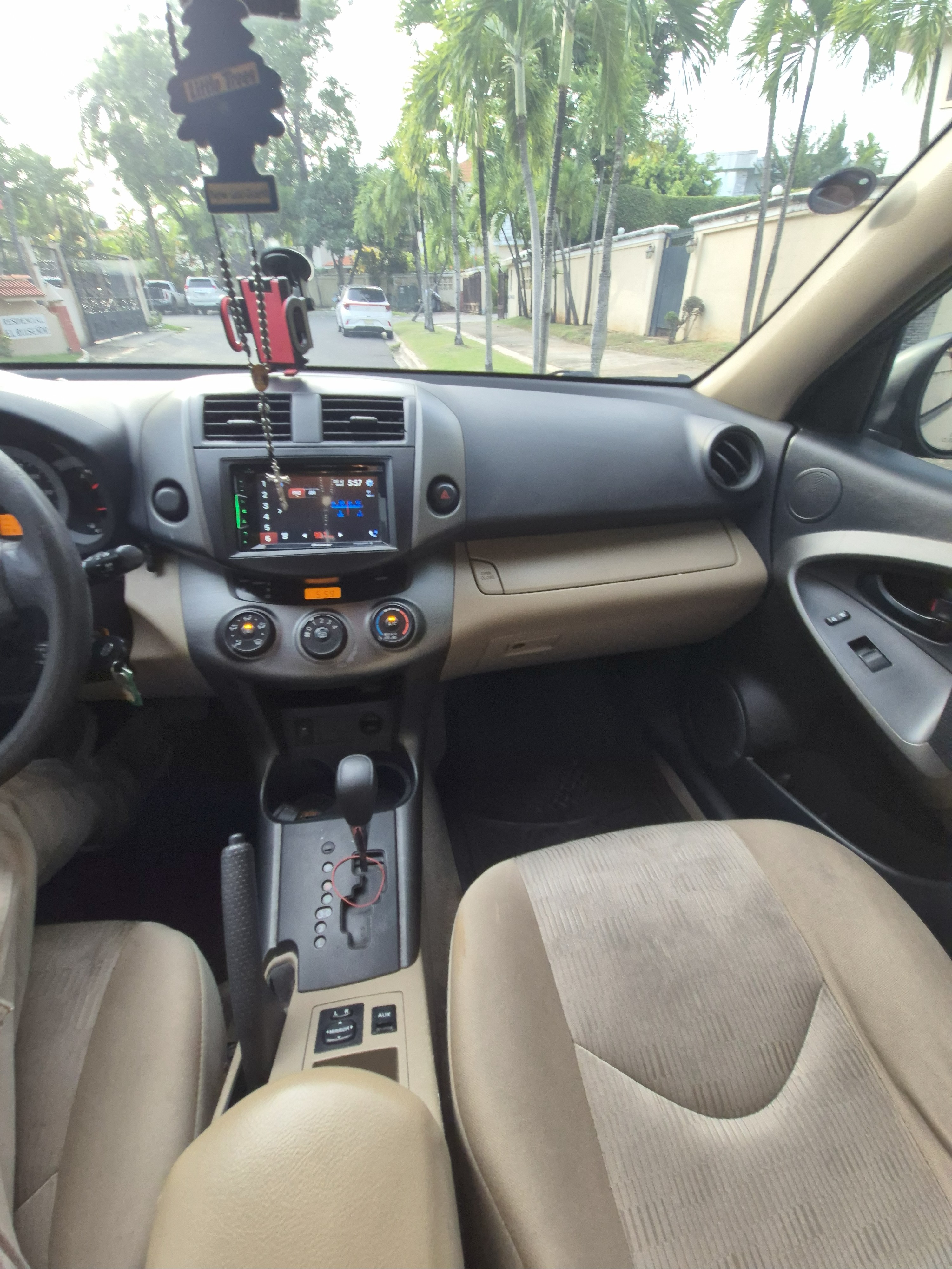 jeepetas y camionetas - VENDO TOYOTA RAV4 5