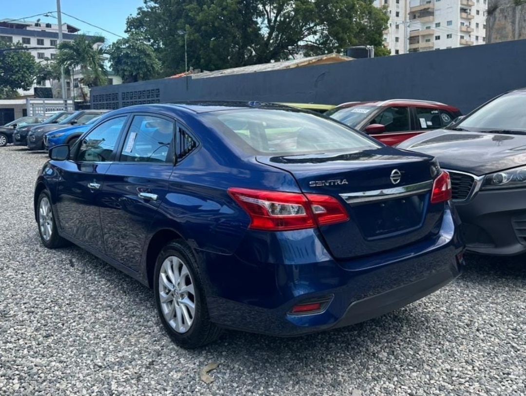 carros - Nissan Sentra SV  2