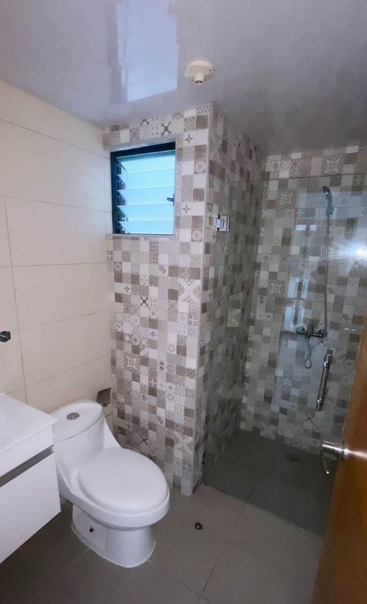 apartamentos - Rento apartamento sin amueblar en Evaristo Morales  8
