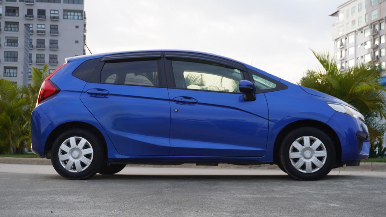 carros - Honda Fit 2017 – Versión Japonesa – Solo 36,000 km 1