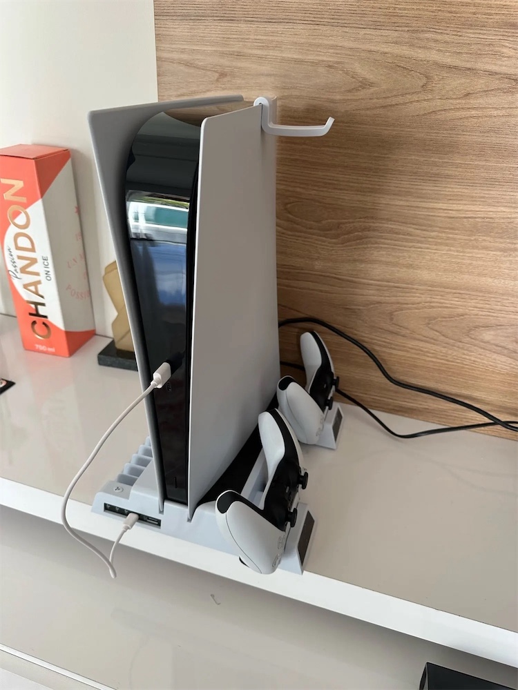 consolas y videojuegos - Base ventilador y carga de mandos vertical y horizontal para ps5 2