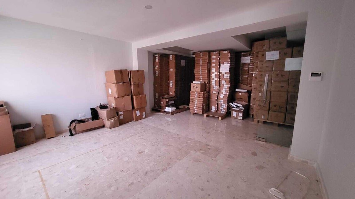 oficinas y locales comerciales - Oficina en alquiler en El Millón  1
