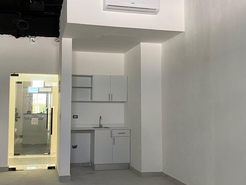 oficinas y locales comerciales - Local en alquiler en Vista Cana - Punta Cana 4
