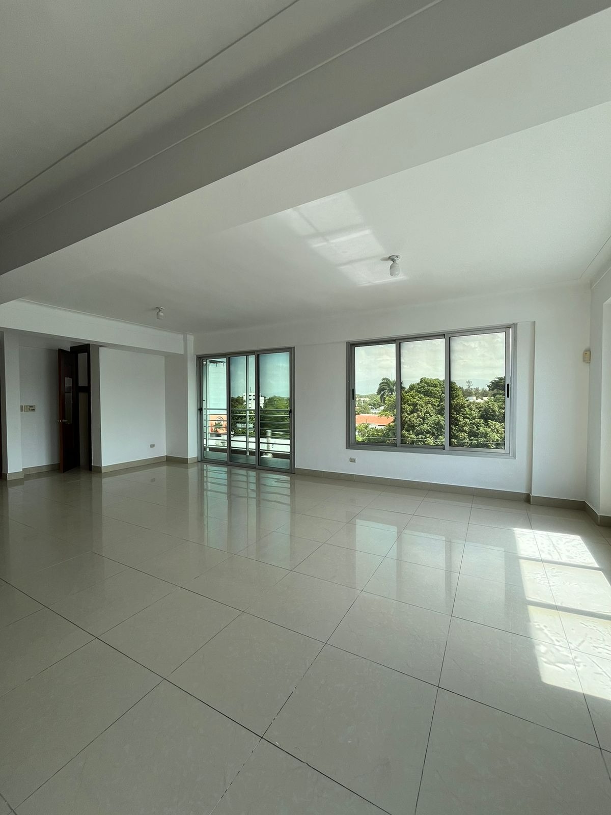 apartamentos - Apartamento de Oportunidad, Jardines Metropolitano 0