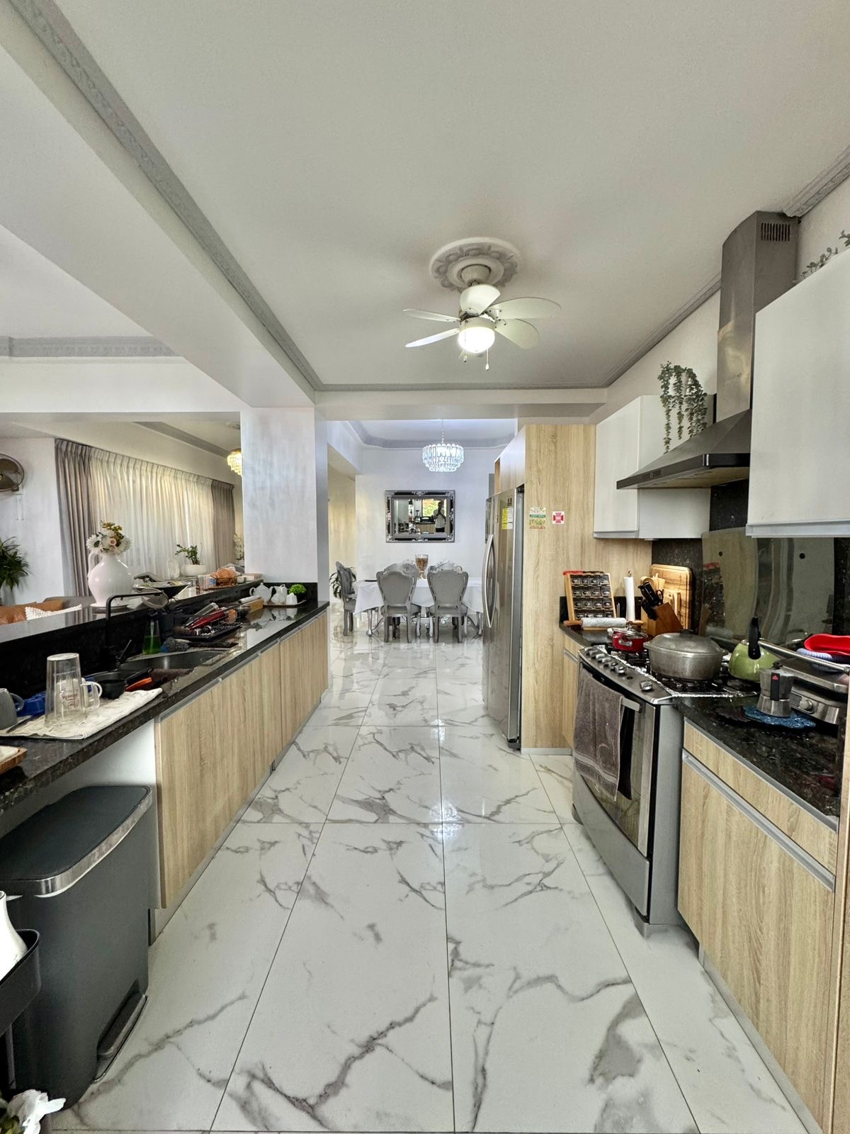apartamentos - Apartamento en Venta
LOS CACICAZGOS
USD 420,000.00
Mantenimiento: RD$15,000 7