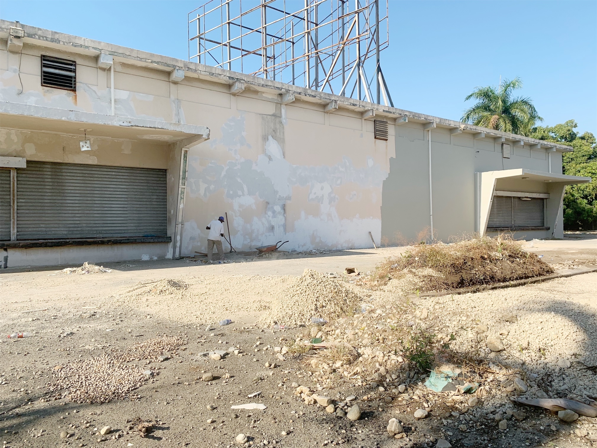 oficinas y locales comerciales - Espacio de almacén y locales 6