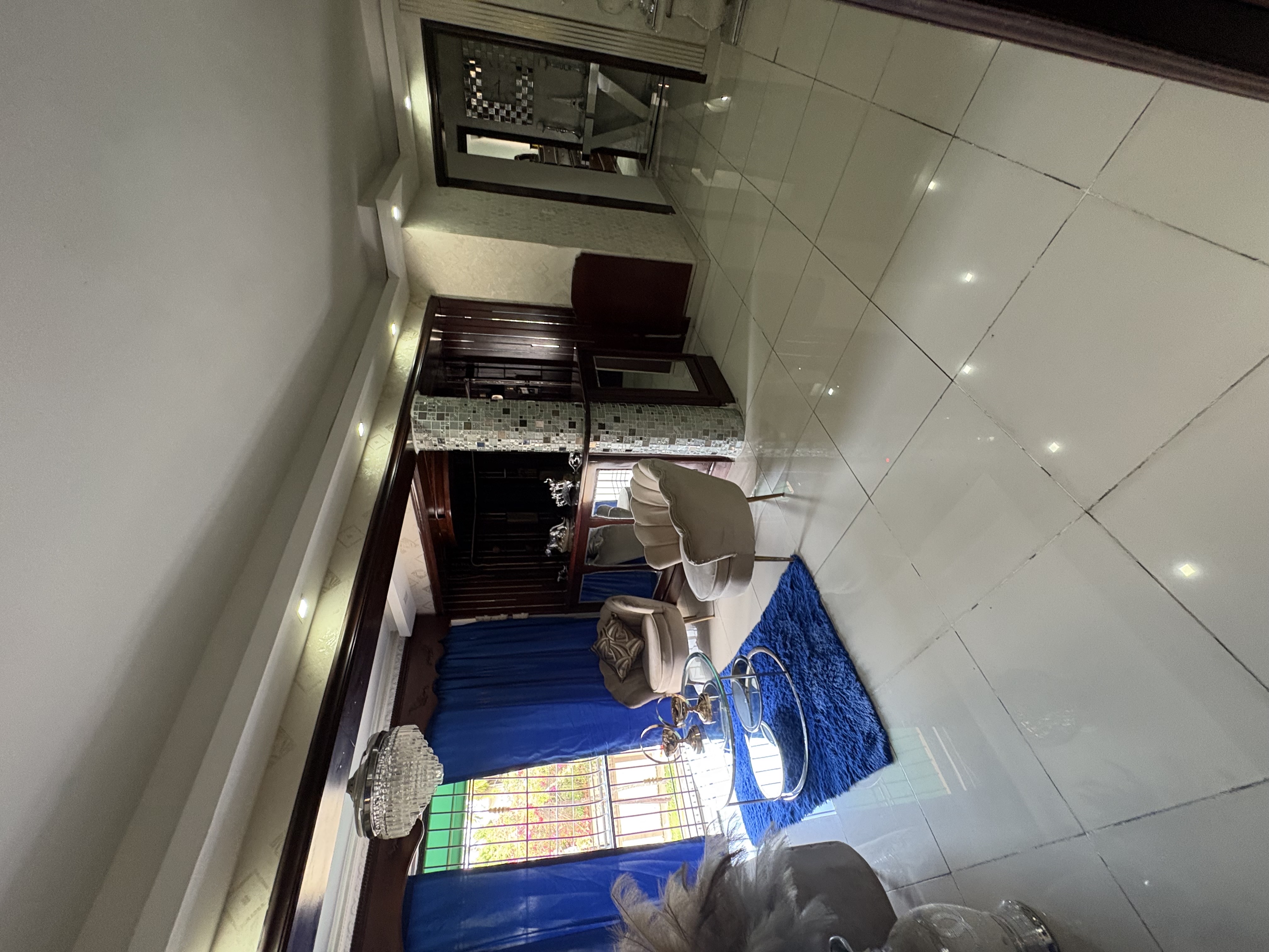 apartamentos - Se vende segundo nivel en la urbanización los rios. Frente al jardín botánico. 4
