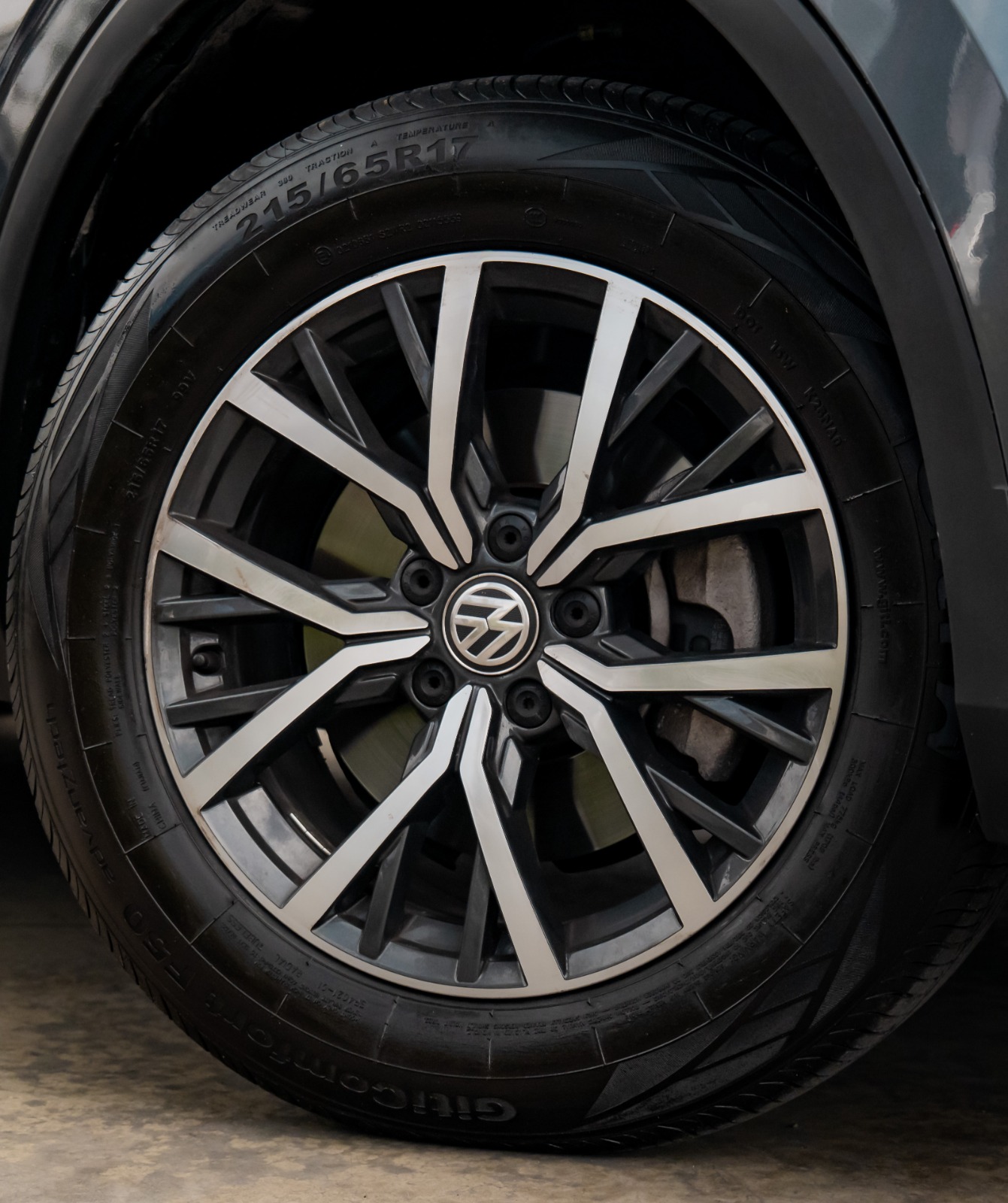 jeepetas y camionetas - Tiguan all space 49 mil km 1