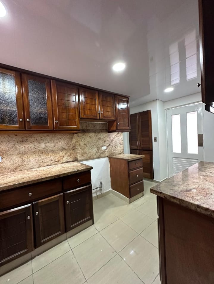 apartamentos - Alquiler de Apartamento en Los Cacicazgos  1
