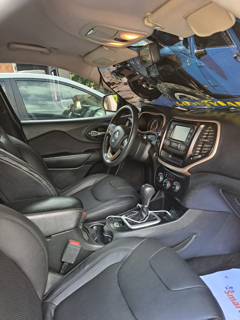 jeepetas y camionetas - Jeep Cherokee Latitude 2018 4