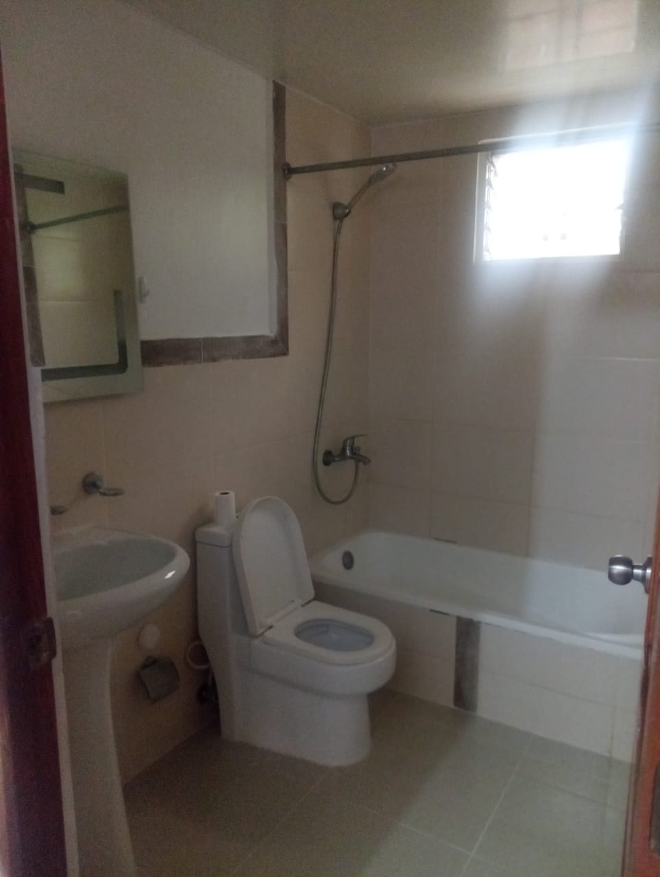 apartamentos - APARTAMENTO EN ALQUILER EN URBANIZACION FRANCONIA, DETRAS PLAZA LA CUADRA  0