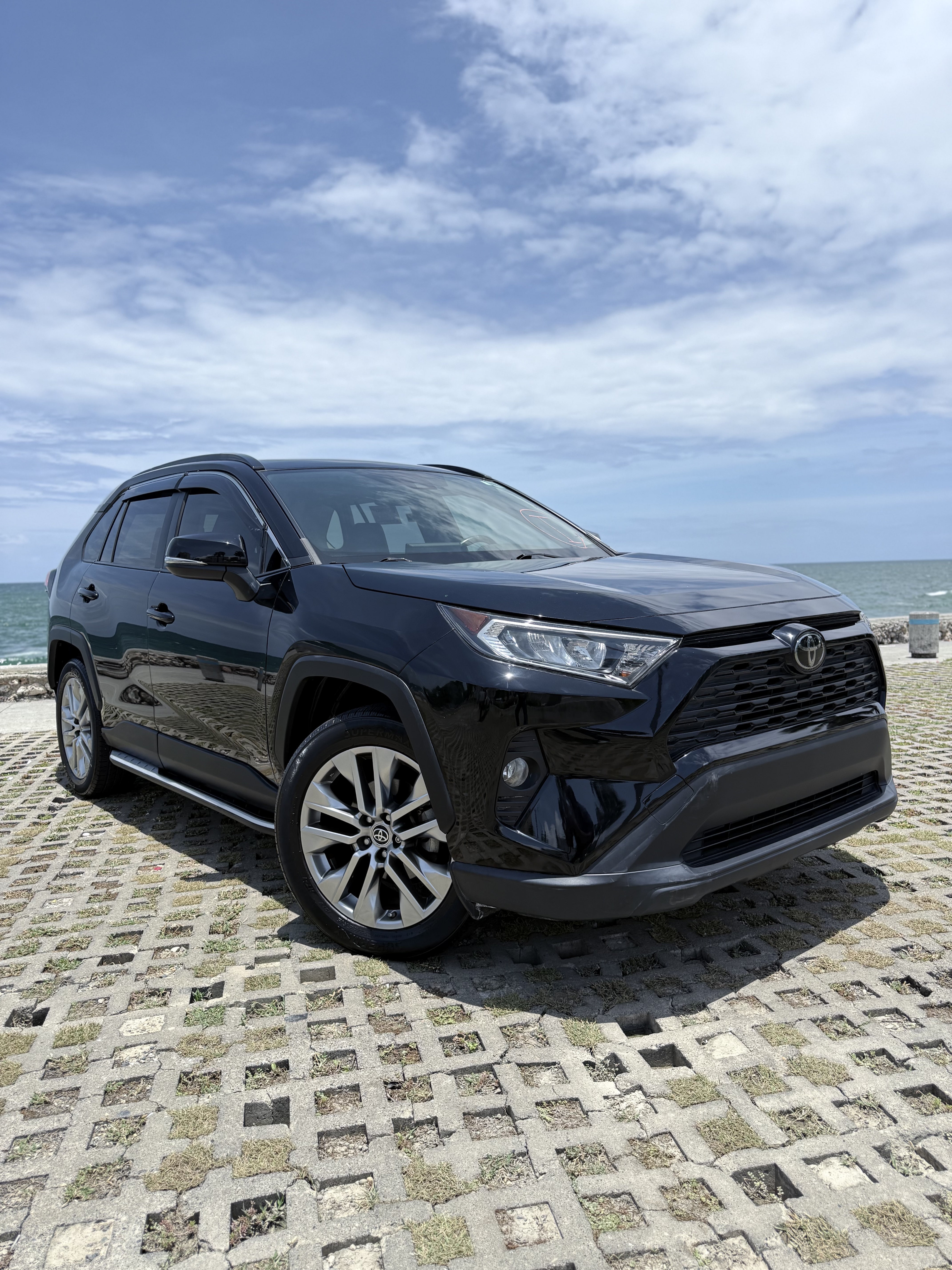 jeepetas y camionetas - Toyota RAV4 2019 Exl Full leather/sunroof recién importado 7