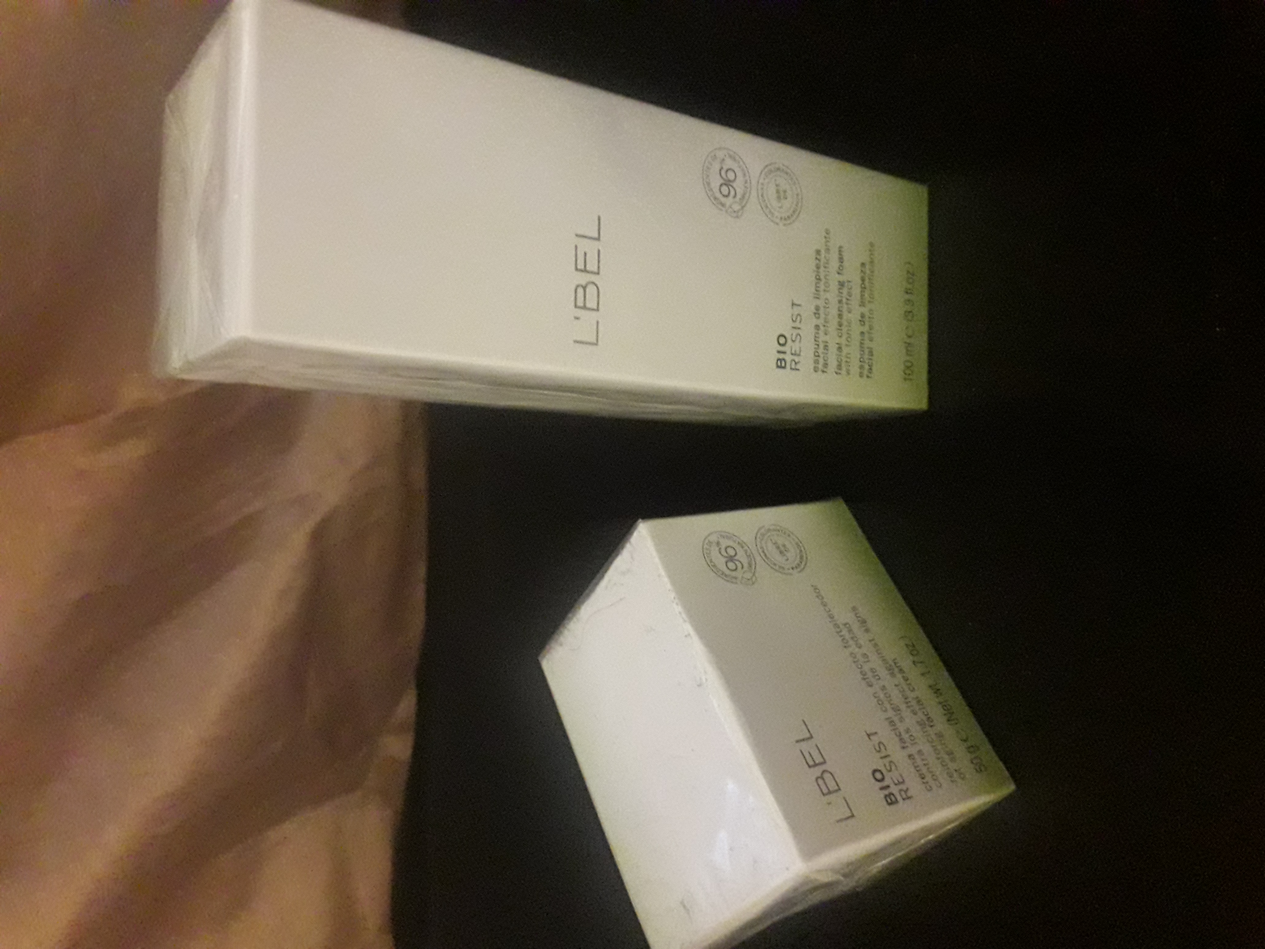 salud y belleza - ¡OPORTUNIDAD! CREMA facial BIO RESIST de LBEL,espuma gratis 0