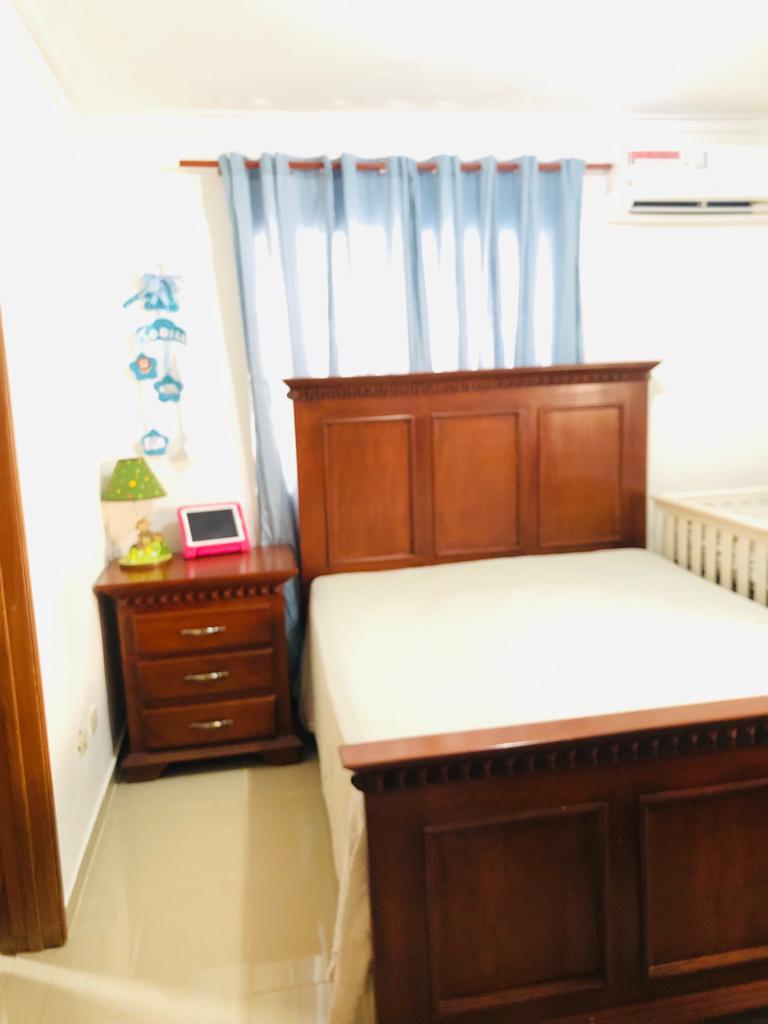 muebles y colchones - Juego de Habitación completo en Caoba. 55,000 negociable... 1