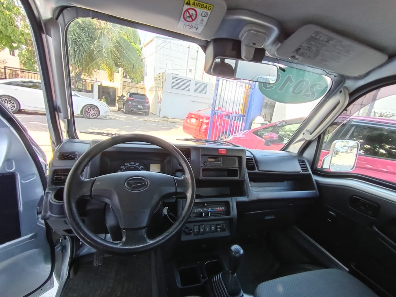 otros vehiculos - DAIHATSU HIJET  5