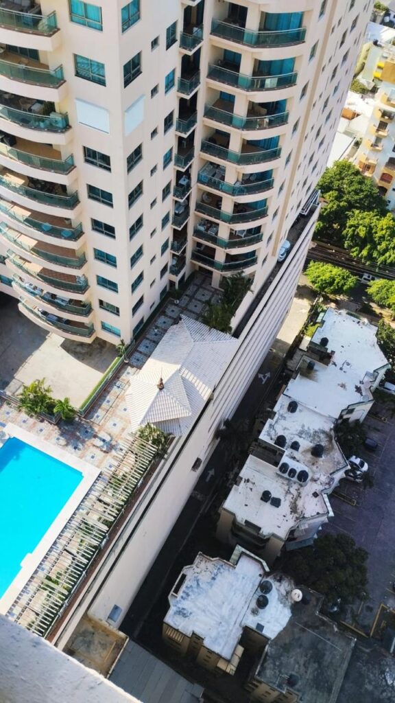 apartamentos - 2731- APTO. EN MALECÓN CENTER, STO. DGO.  0