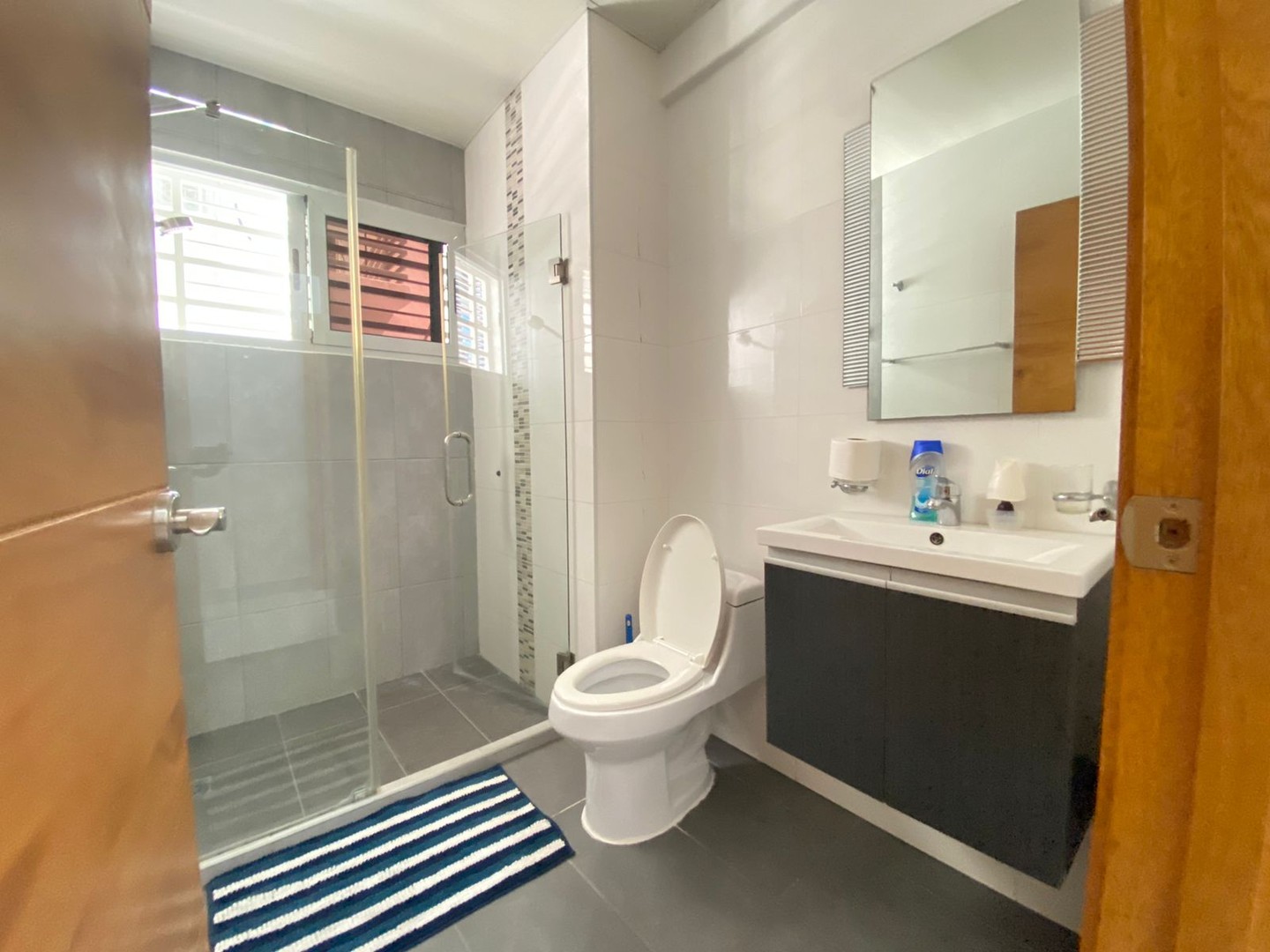 apartamentos - 🔵 Alquilo Apartamento 2do piso en Evaristo morales 
 1