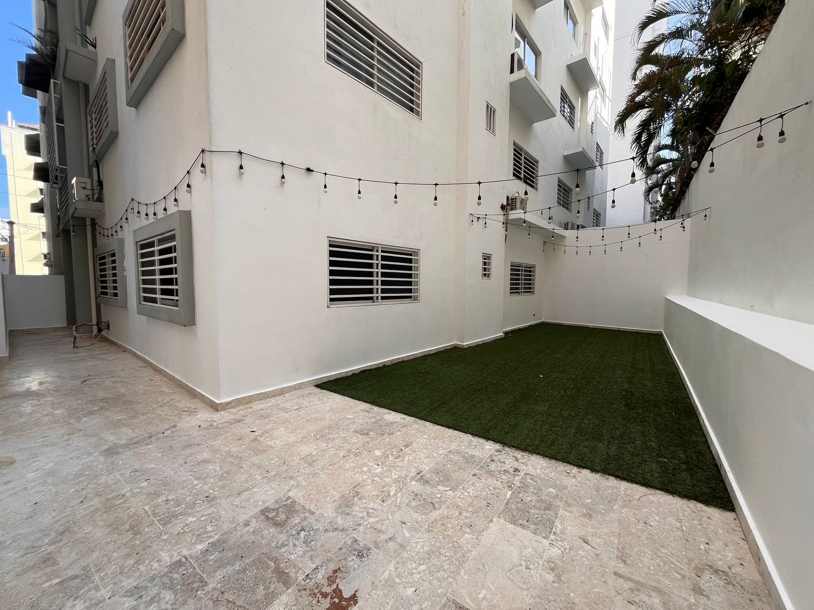 apartamentos - Apt 95mts2 de 2 habitaciones y 2 baños,2do nivel terraza de 50 mts2 0