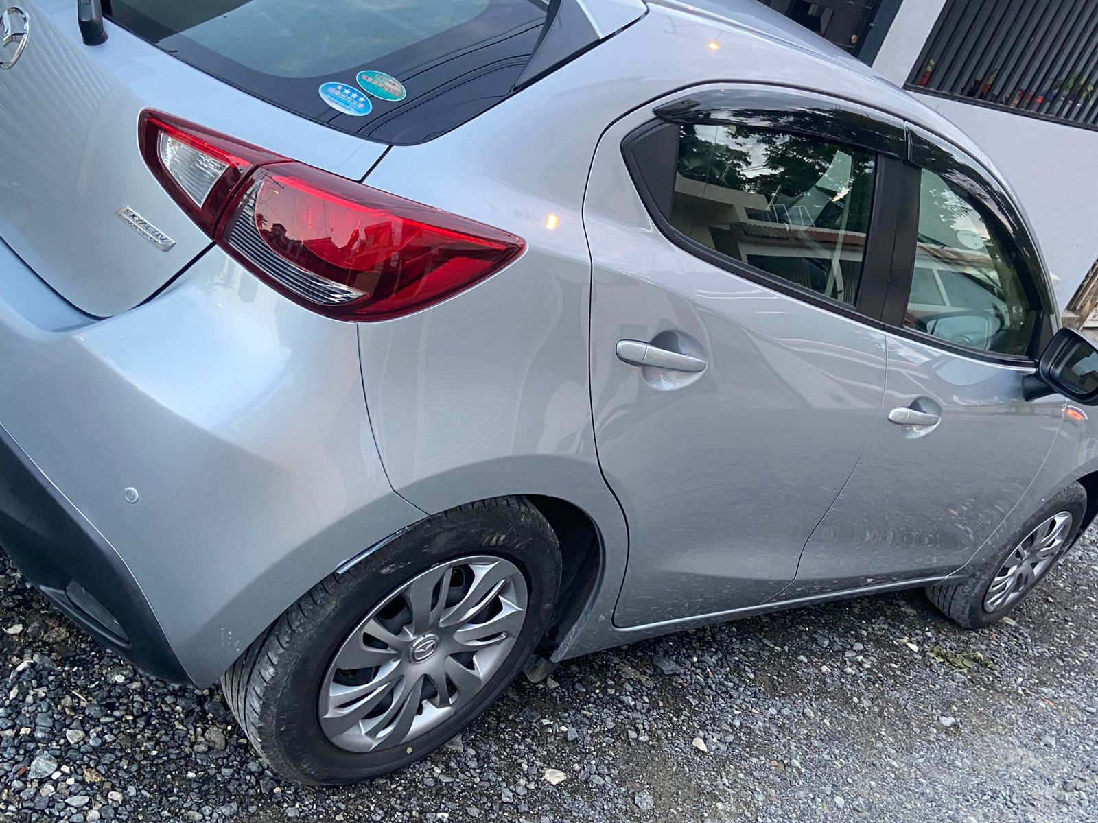 carros - MAZDA DEMIO 2019 4