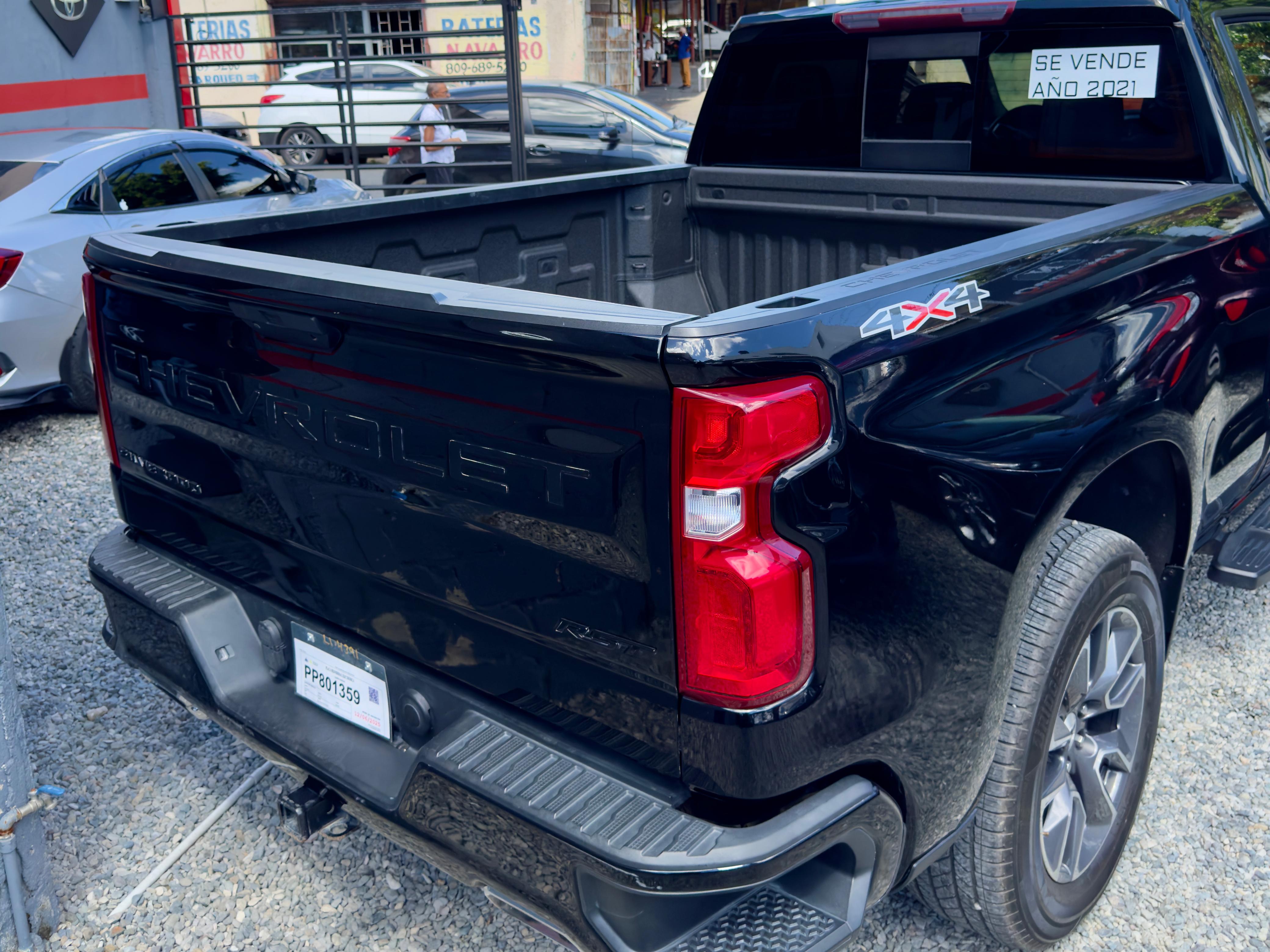 jeepetas y camionetas - CHEVROLET SILVERADO RST DURAMAX 2021  7