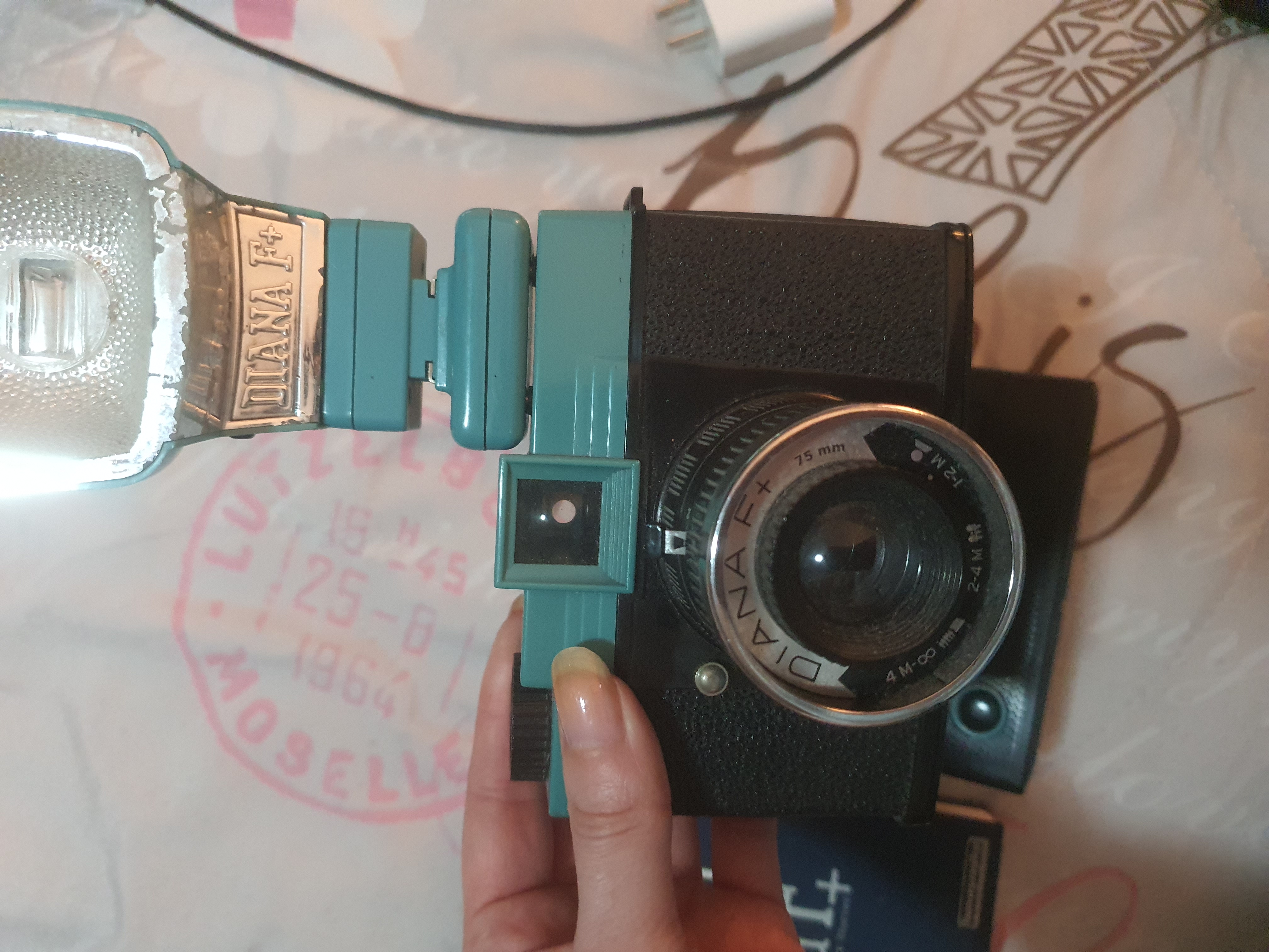 camaras y audio - Vendo camara lomography Diana F+ toy camera 3