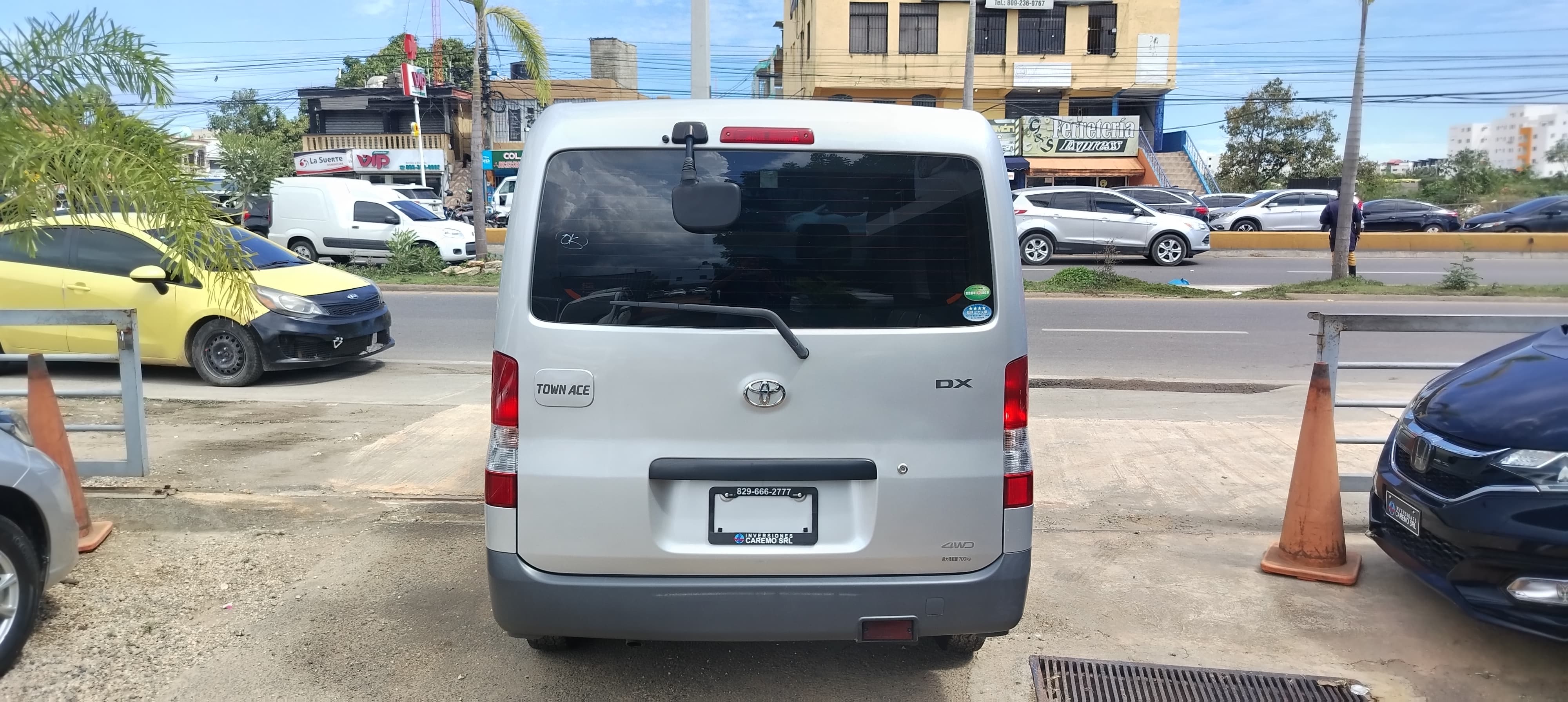 jeepetas y camionetas - TOYOTA TONW ACE 2019 5