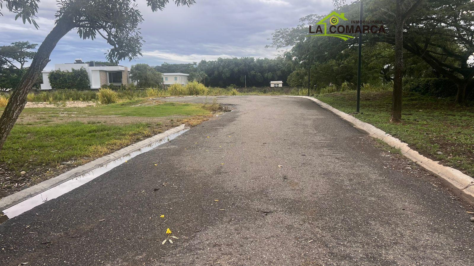 solares y terrenos - SOLAR 1500 m²  EN LOS SAMANES SANTIAGO 1