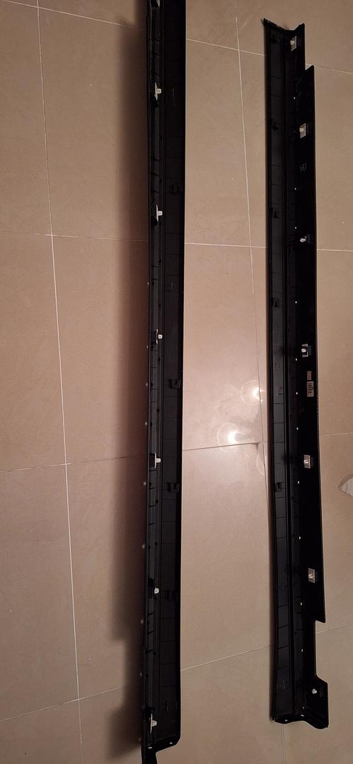 repuestos - Tapa de Estribos debajo a entrada de las puertas  de Santa Fe 2023, sirve a 2020 4