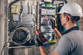 empleos disponibles - SE SOLICITA AYUDANTE EN ELECTRICIDAD 
 0