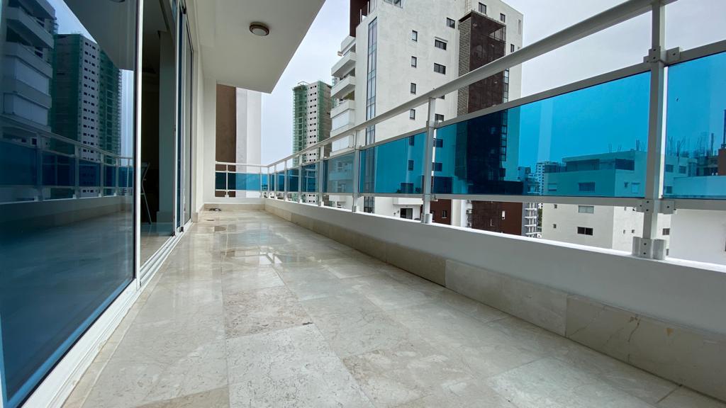 apartamentos -  Vendo Apartamento en el 9no nivel en el SERRALLE  3