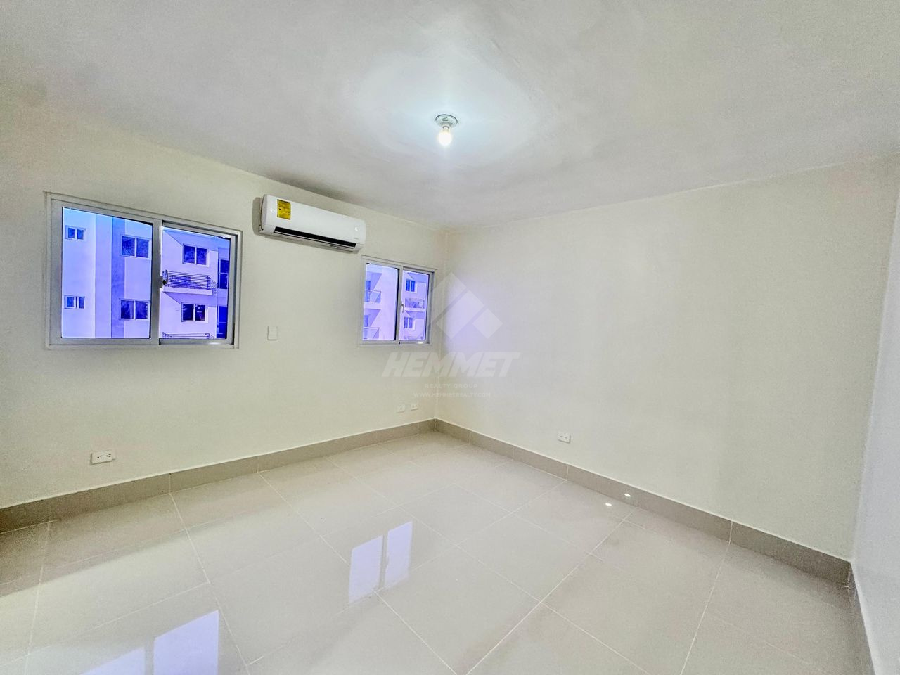 apartamentos - TORRE PISCINA Y GIMNASIO CERRO ALTO SANTIAGO 7