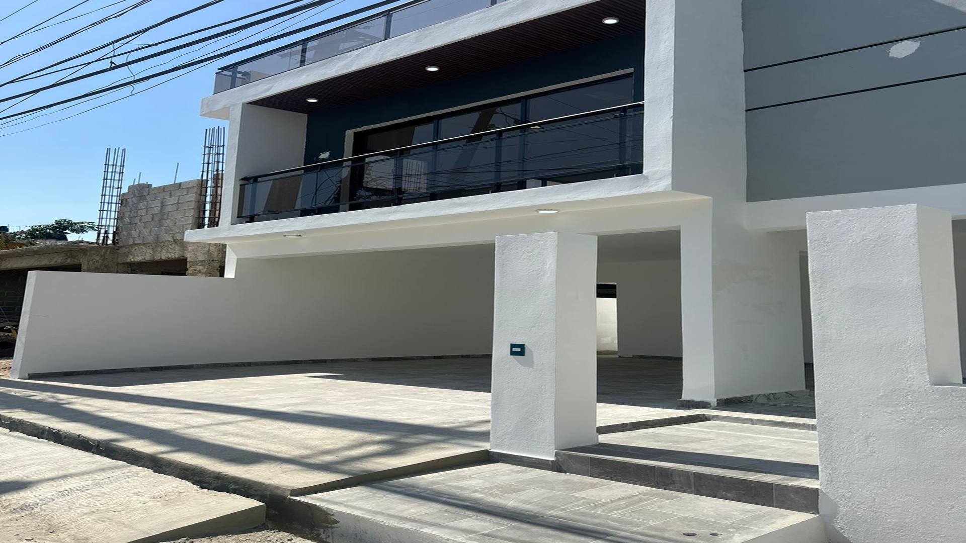 casas - Venta de casa lujosa con piscina en la autopista de san isidro Brisa Oriental 3