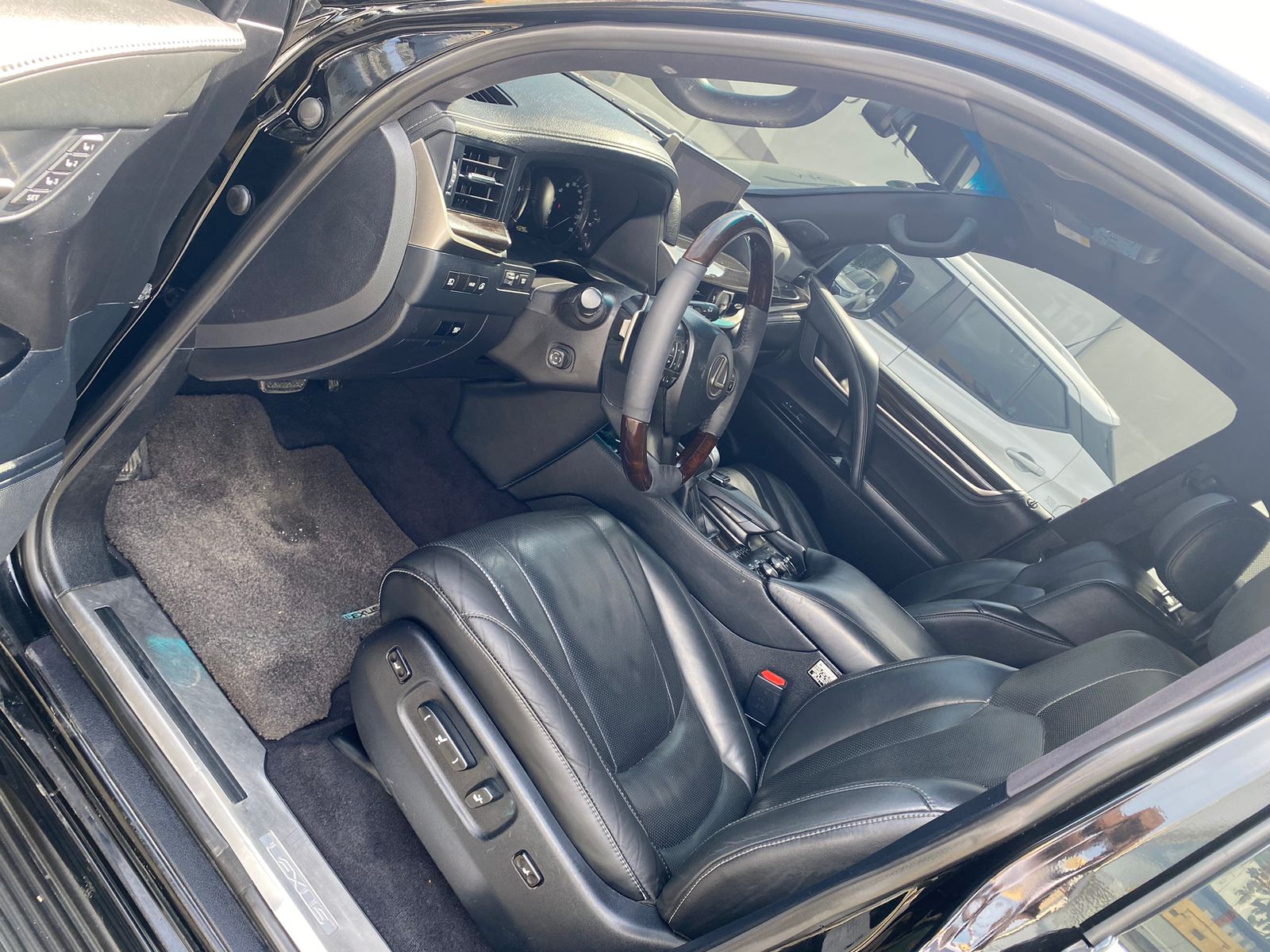 jeepetas y camionetas - Lexus LX 570 2016 2