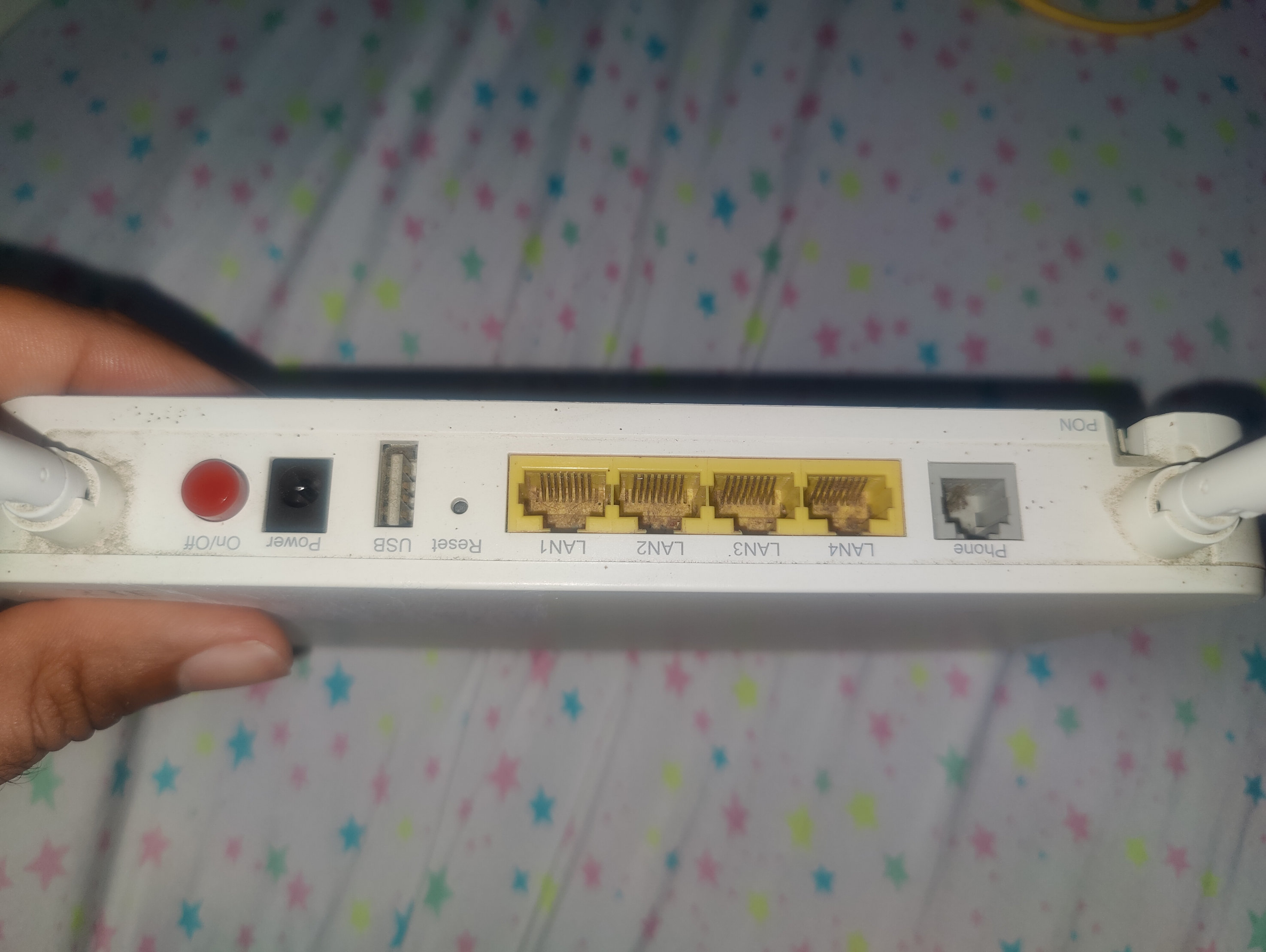 otros electronicos - Router ZTE ZXＨN F660 para fibra óptica 2
