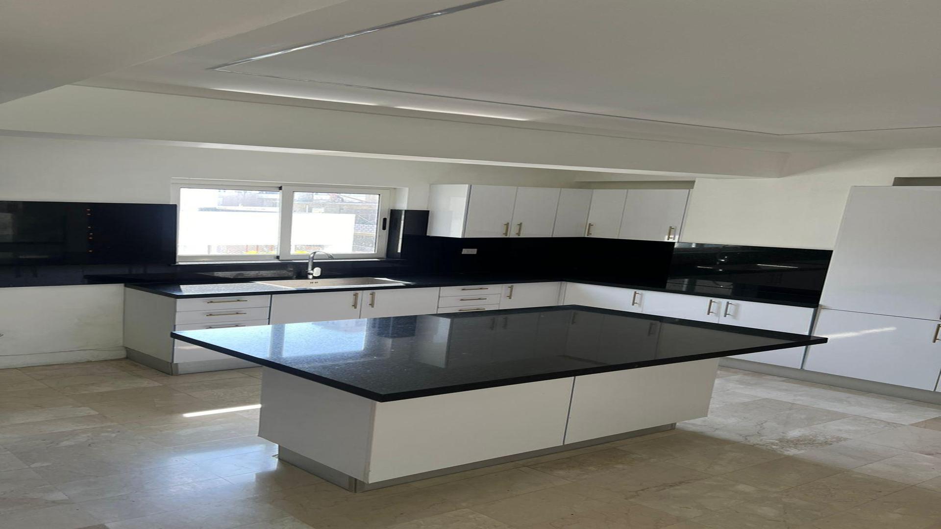 apartamentos - Un apartamento por piso en Serrallés 4