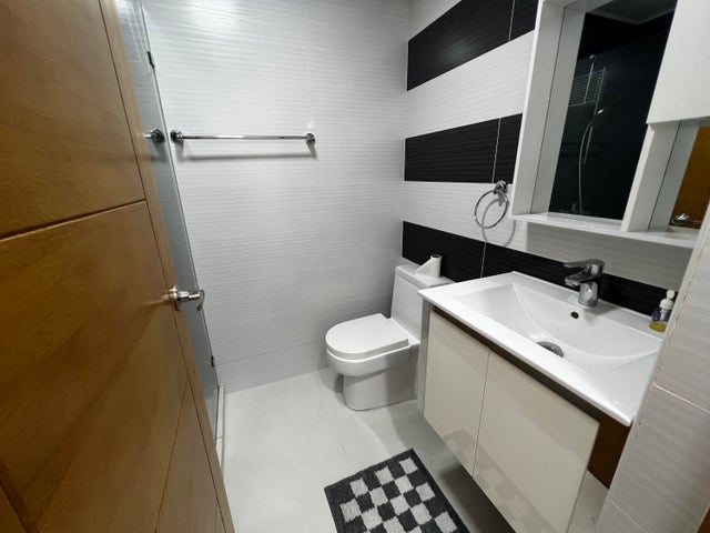 apartamentos - Apartamento en Alquiler Piantini 7
