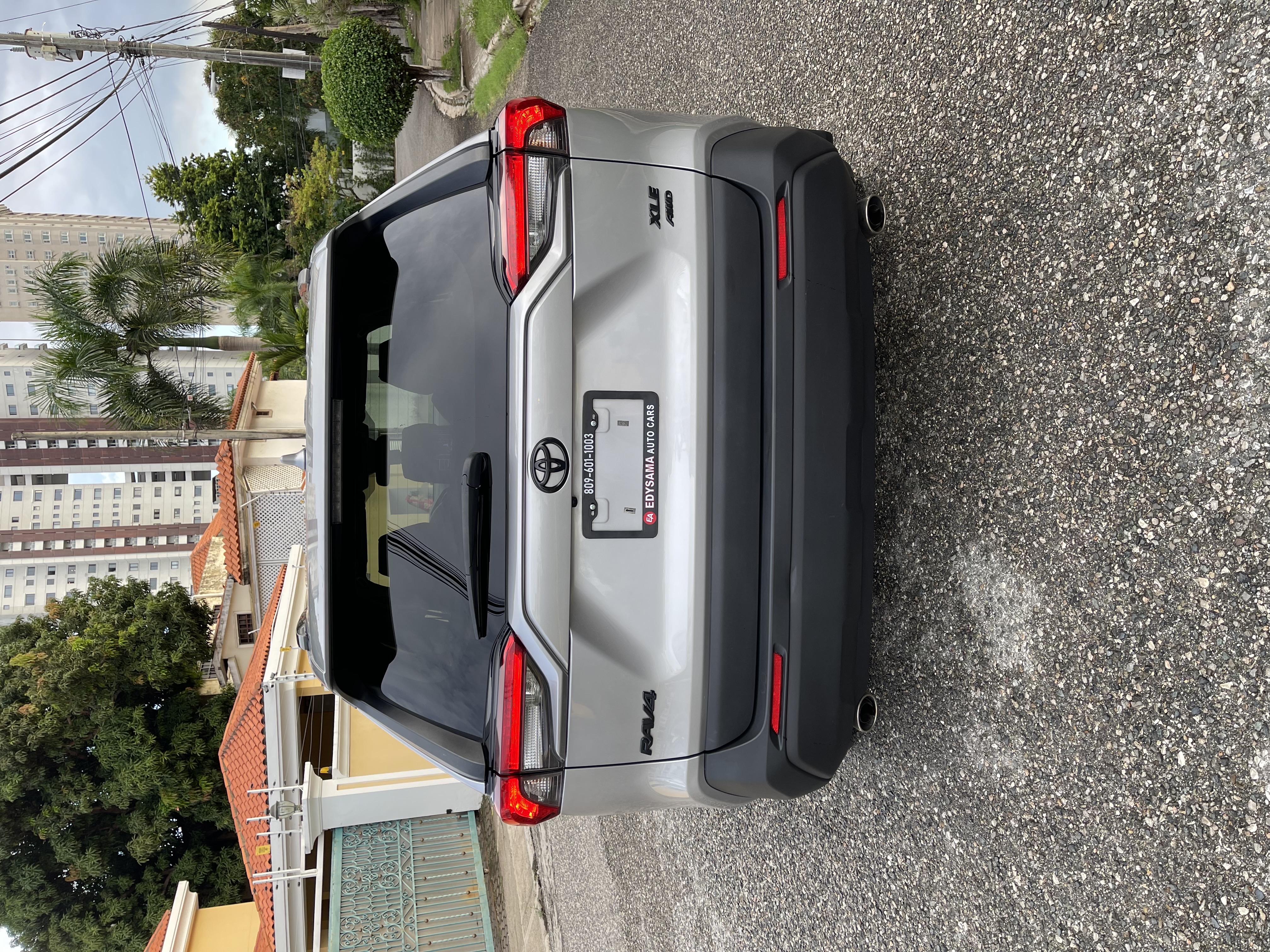 jeepetas y camionetas - Toyota rav4 XLE 2021 4