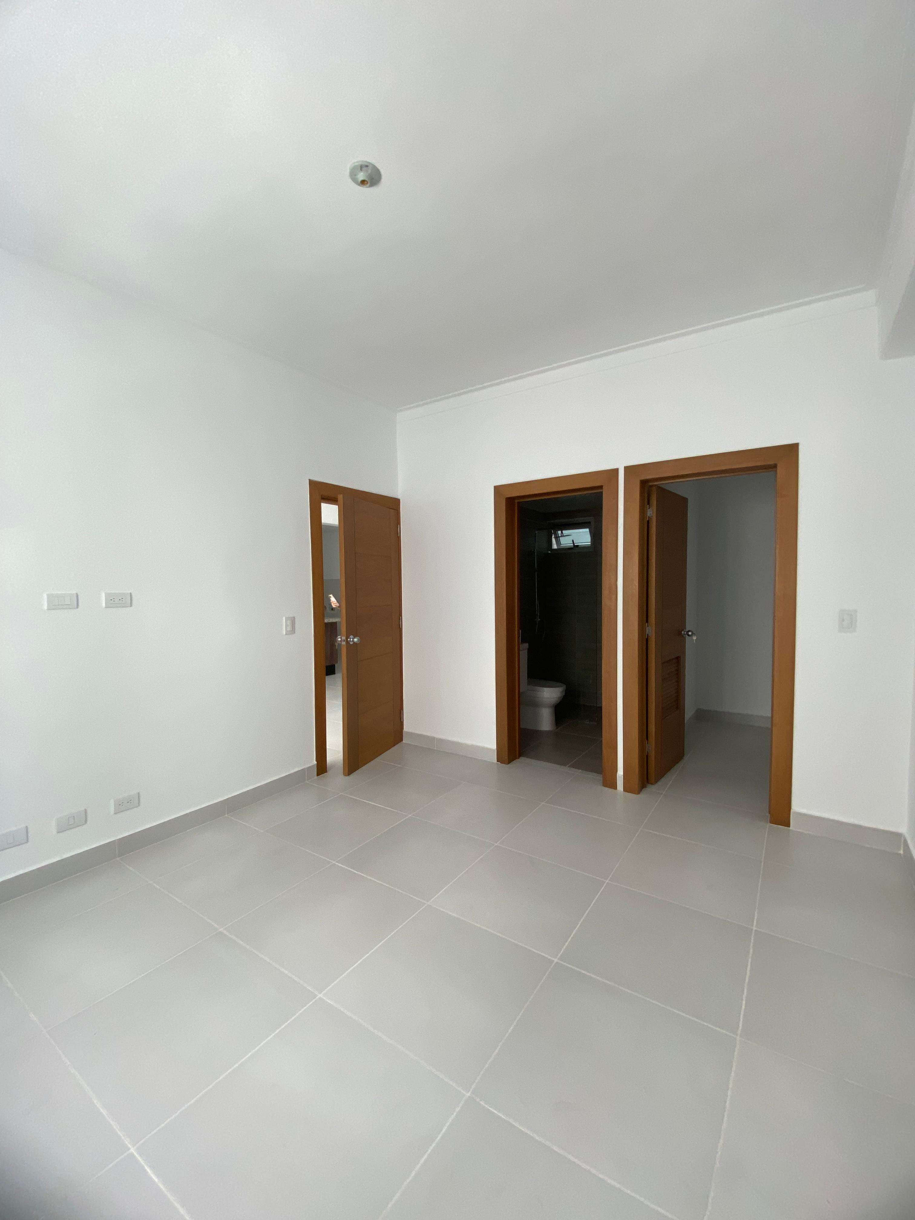 apartamentos - Apartamento en alquiler en Evaristo Morales  5