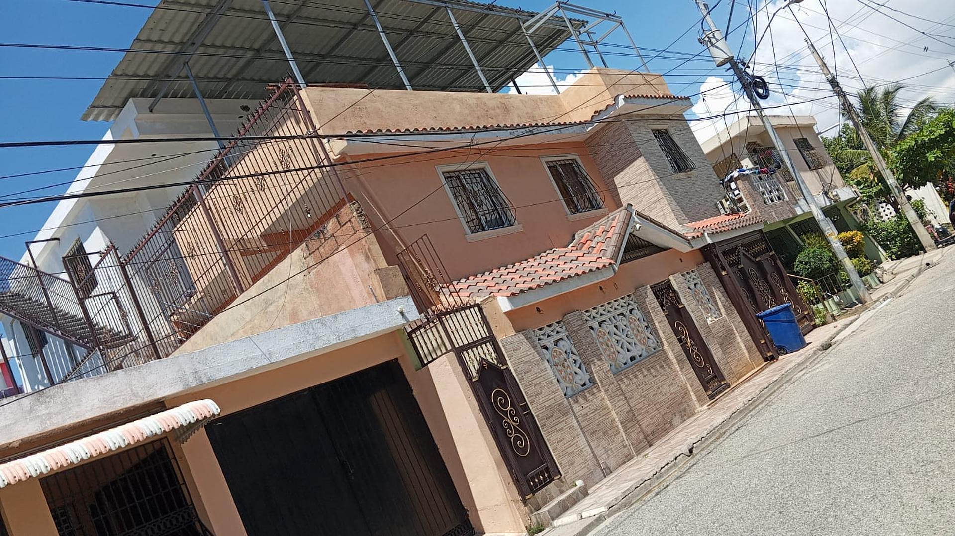 casas - ✨🏡Hogar para la Familia
Casa 3 Habitaciones -
Los Molinos km13 de Las Américas  1