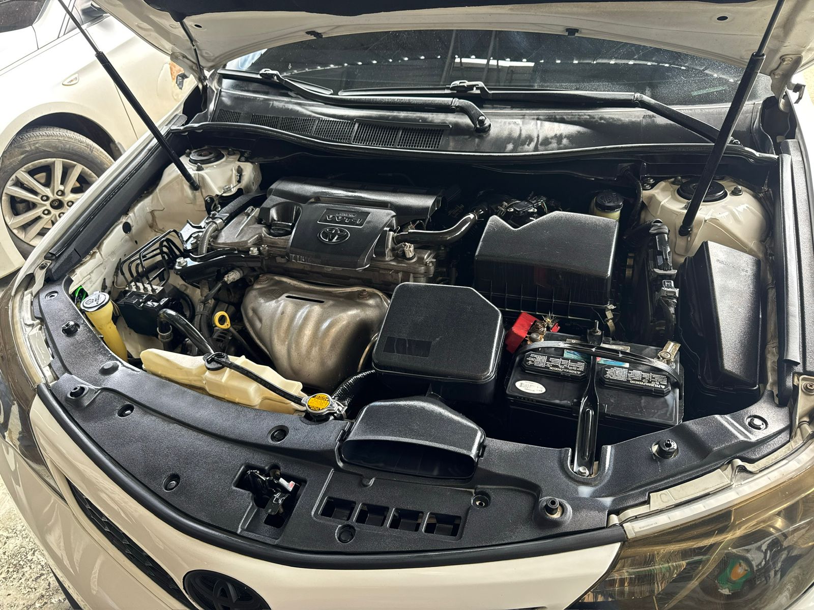 carros - TOYOTA CAMRY SE 2014 1