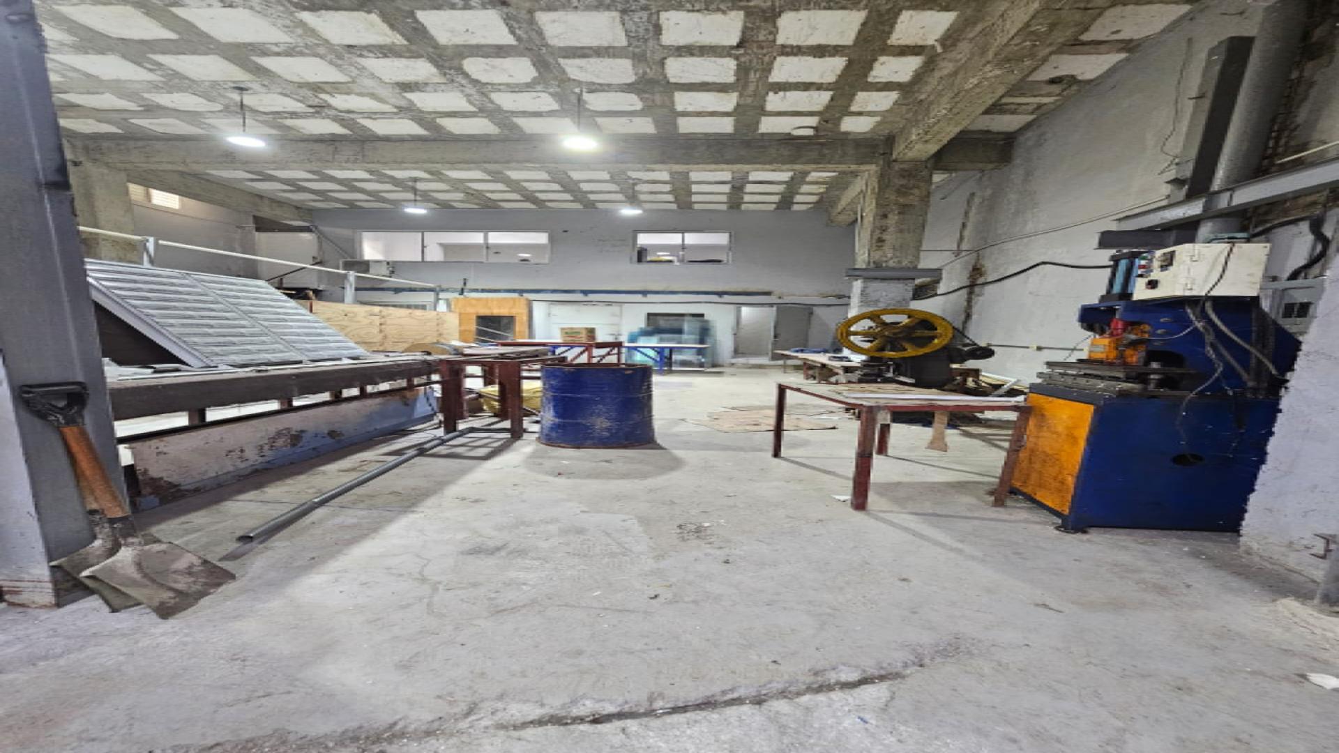 otros inmuebles - Nave Industrial en ENSANCHE LA FÉ SANTO DOMINGO DE GUZMÁN 8