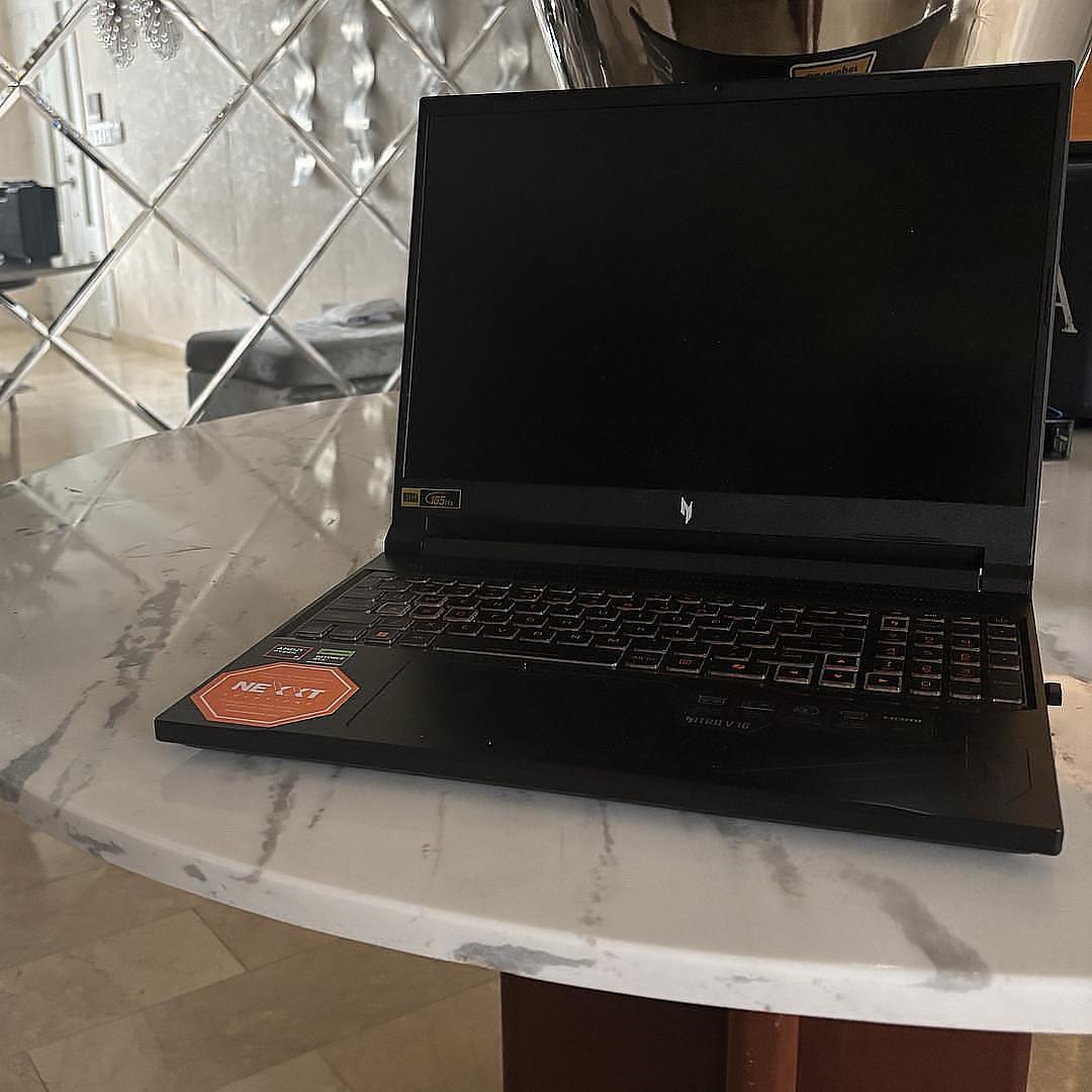 computadoras y laptops - Acer Nitro V 16 0