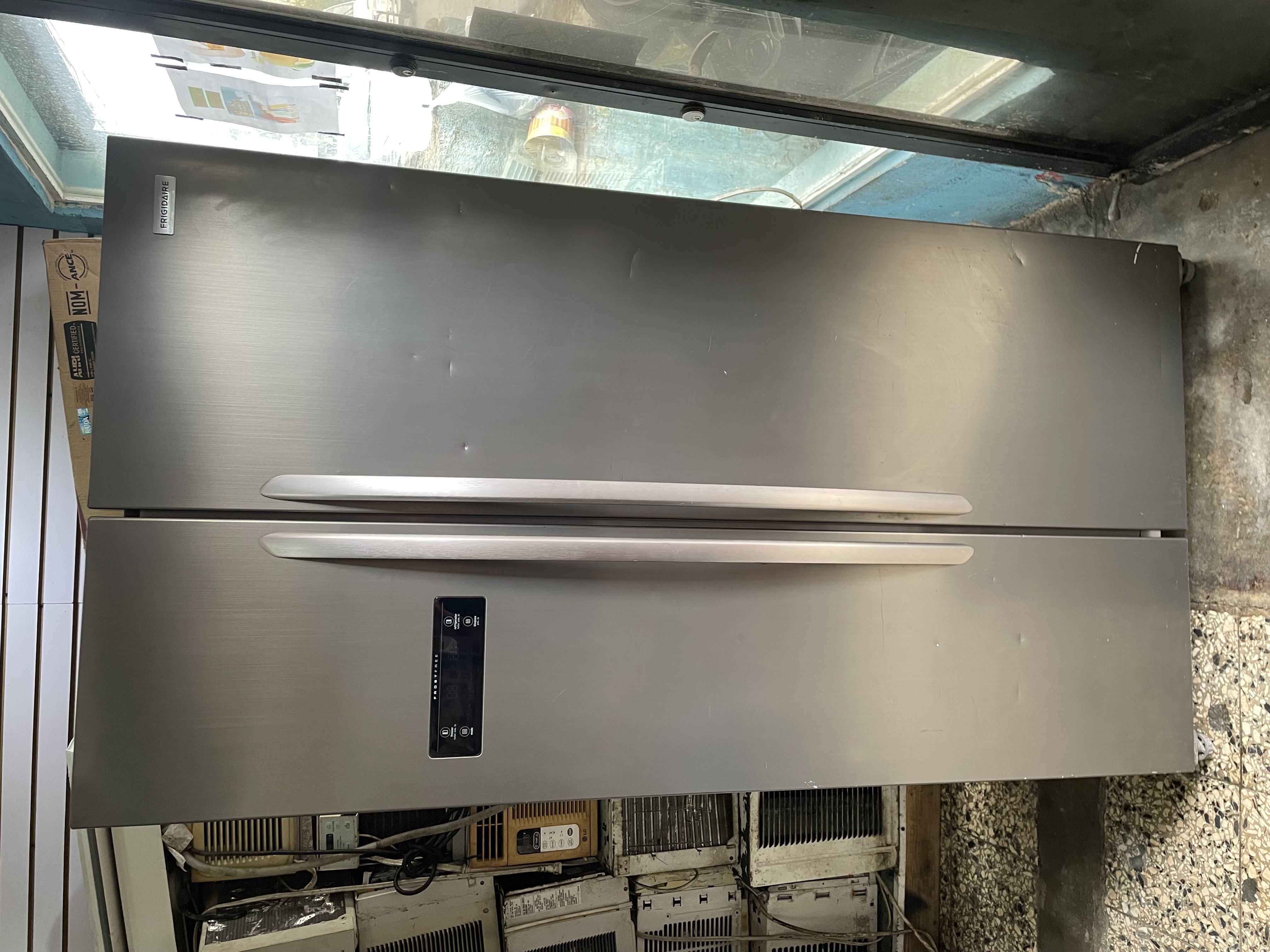 electrodomesticos - nevera marca frigidaire  0