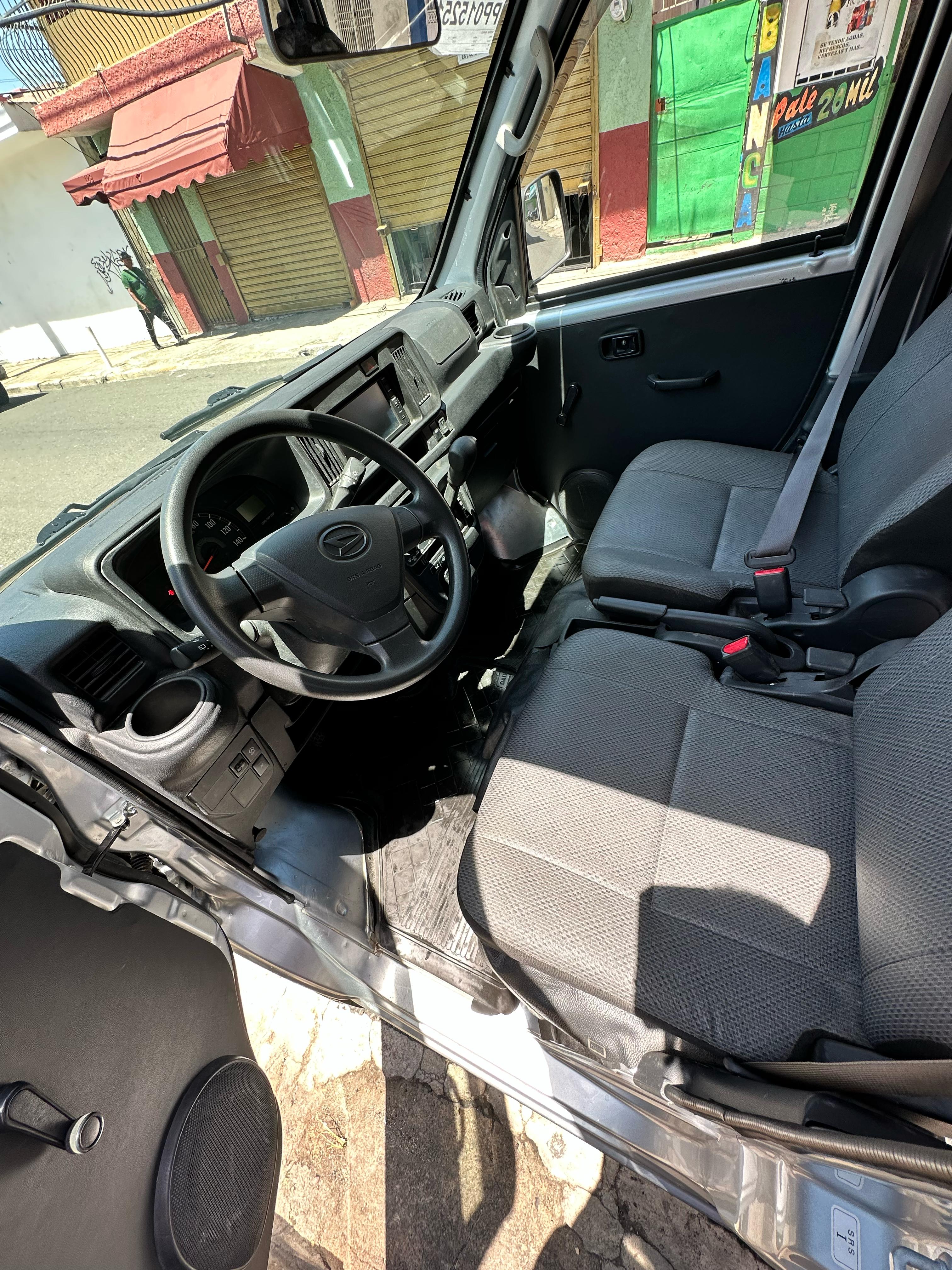 jeepetas y camionetas - Daihatsu Hijet 2019 directo desde Japon 1