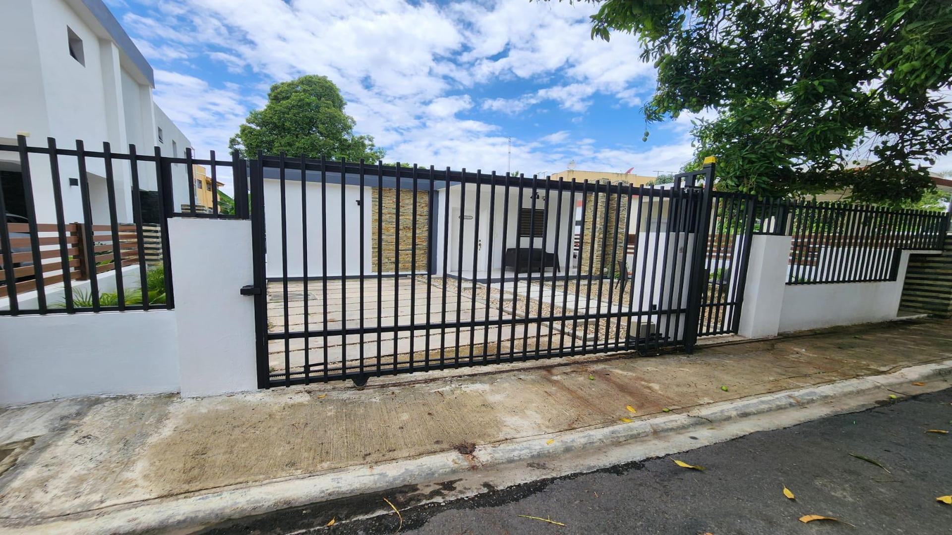casas - Casa De Venta Residencial Vista Del Mango. Santiago, Gurabo 3