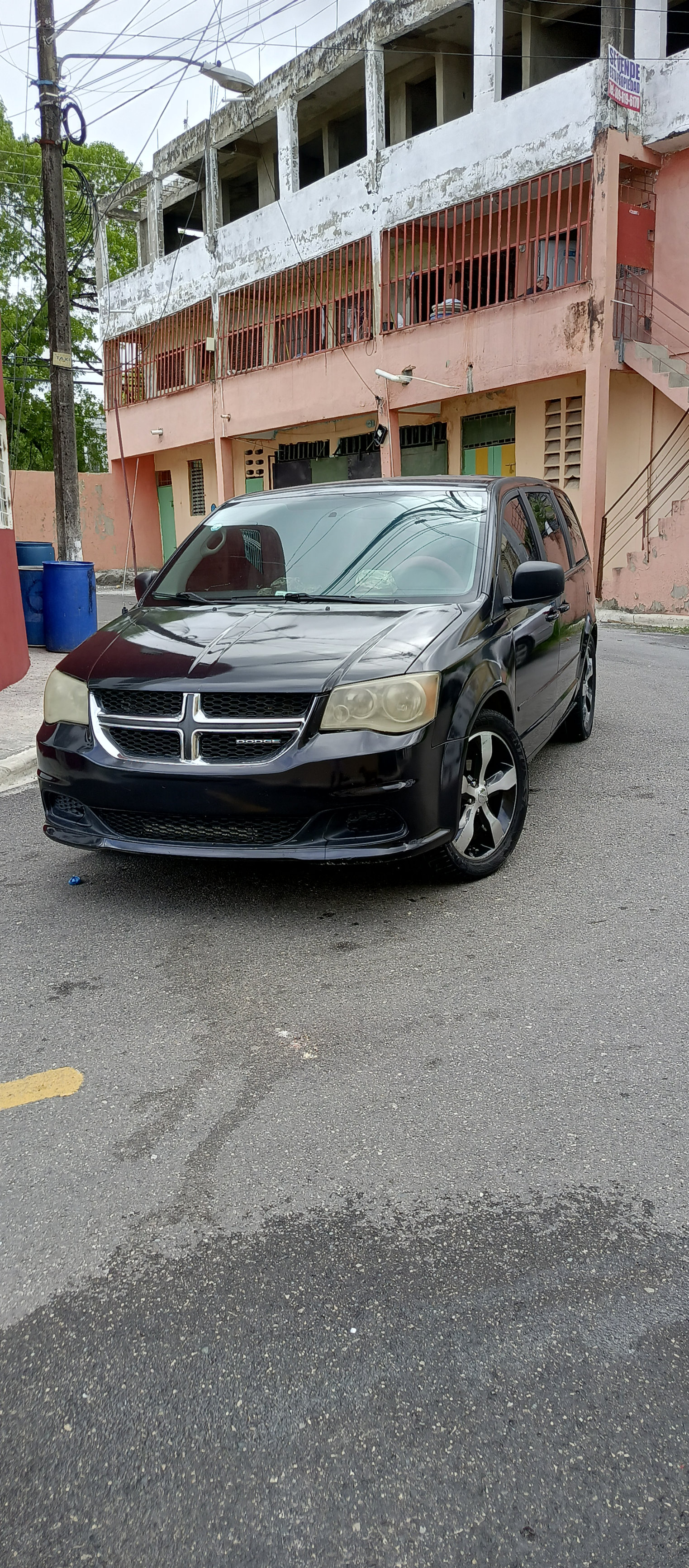 jeepetas y camionetas - Equipo de gas profesional, Aros 20 de cherokee, aire que pica, interior nitido. 5