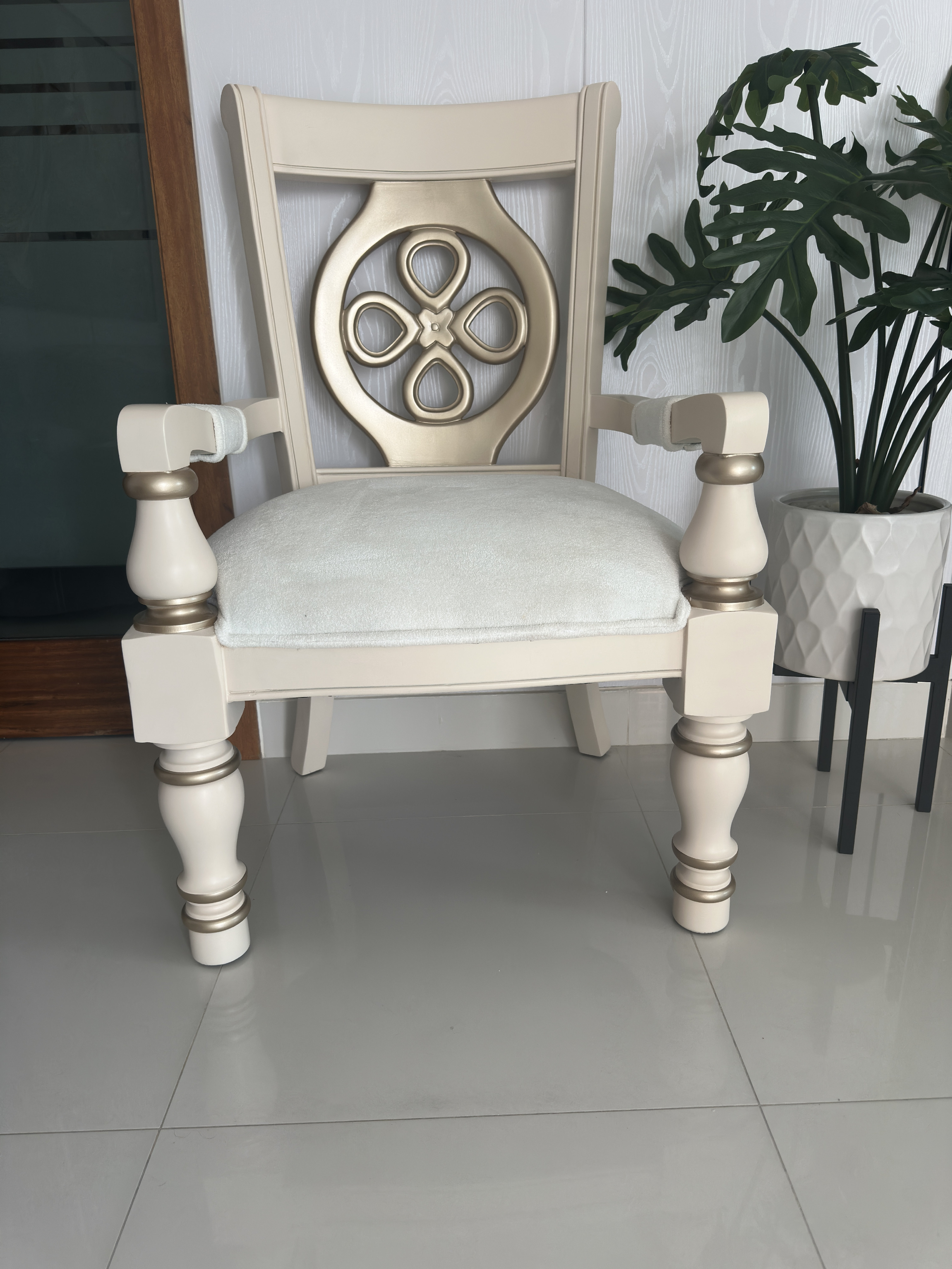 muebles y colchones - butacas de lujo, precio negociable.  1