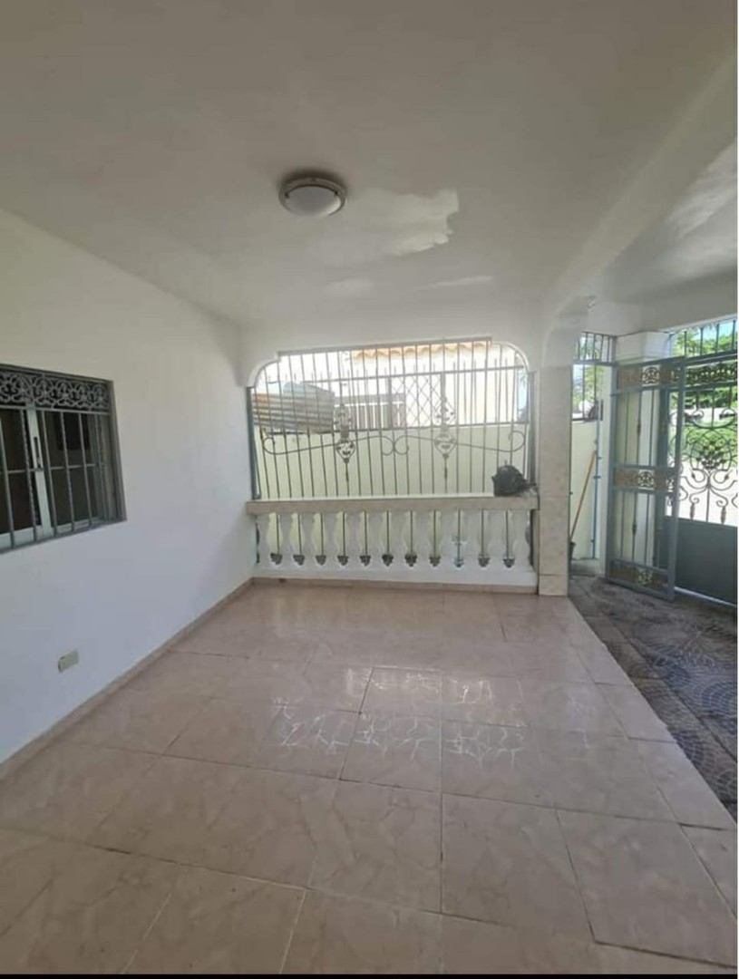 casas - 🏡 Casa Moderna con Local en La Pradera del Yaque , Hato Del Yaque Santiago. 2